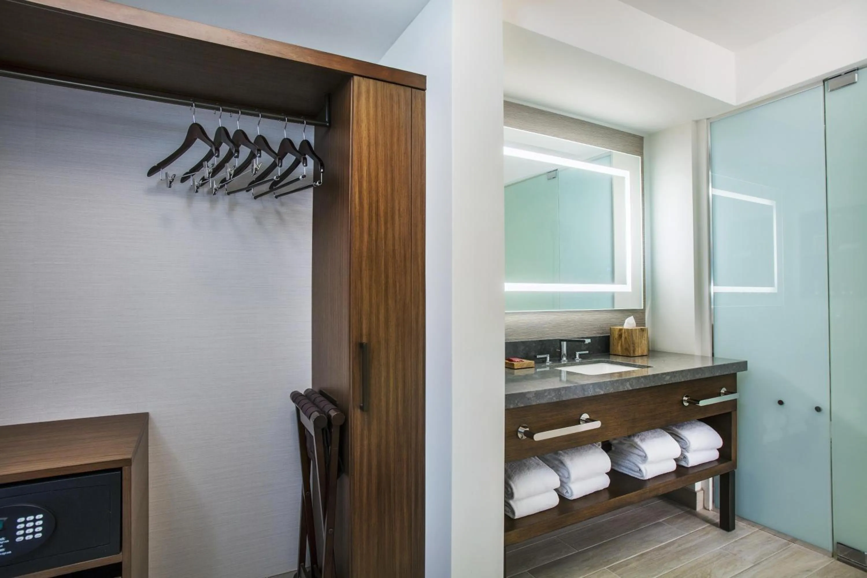 Bathroom in Hyatt Regency Maui Resort & Spa