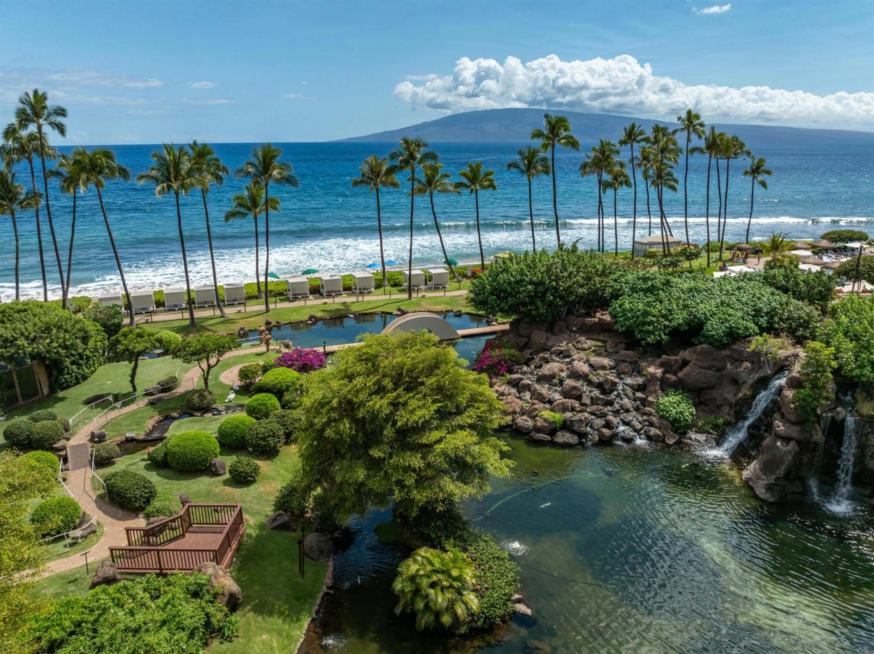 Property building in Hyatt Regency Maui Resort & Spa