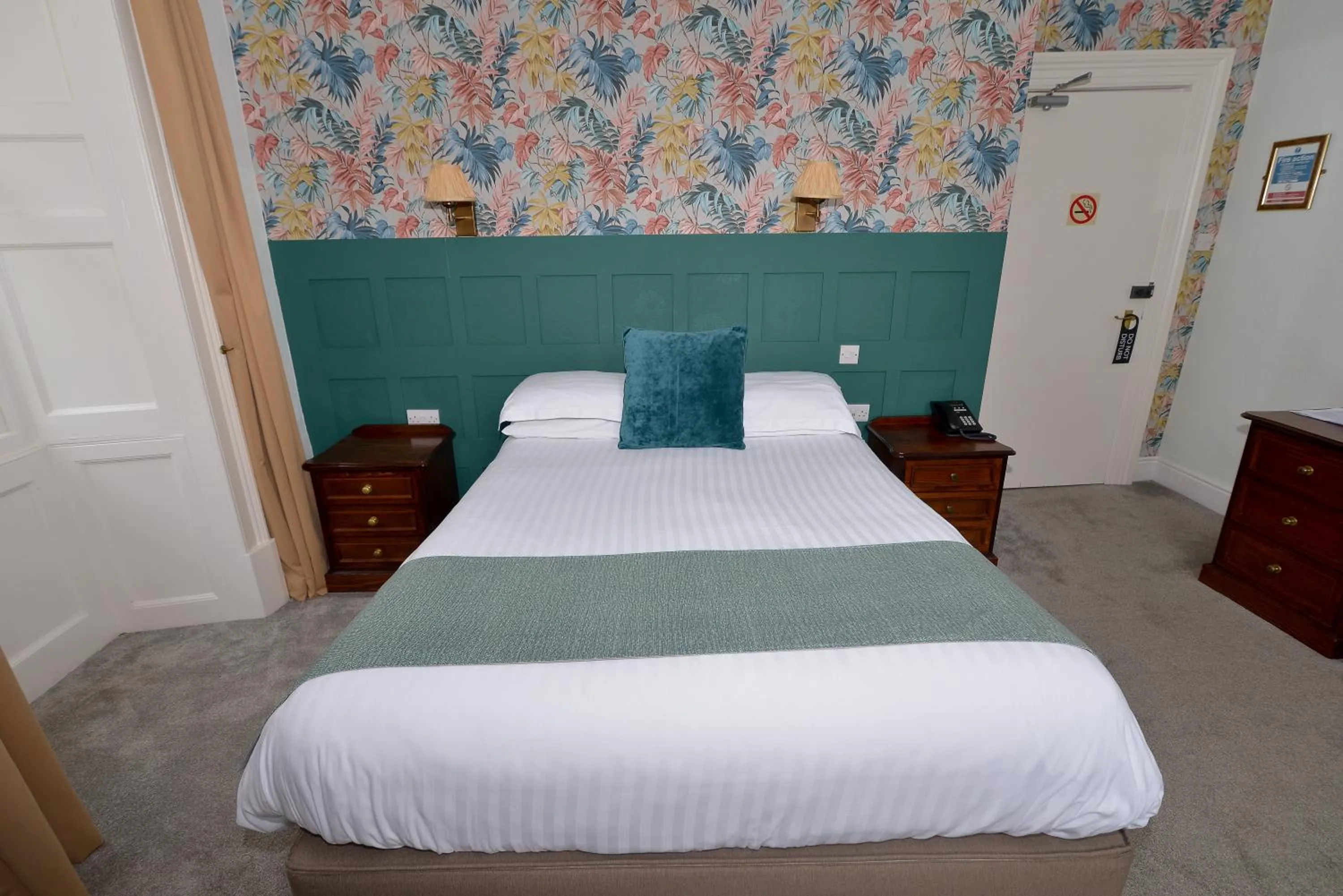Bed in Steeton Hall Hotel & Restaurant