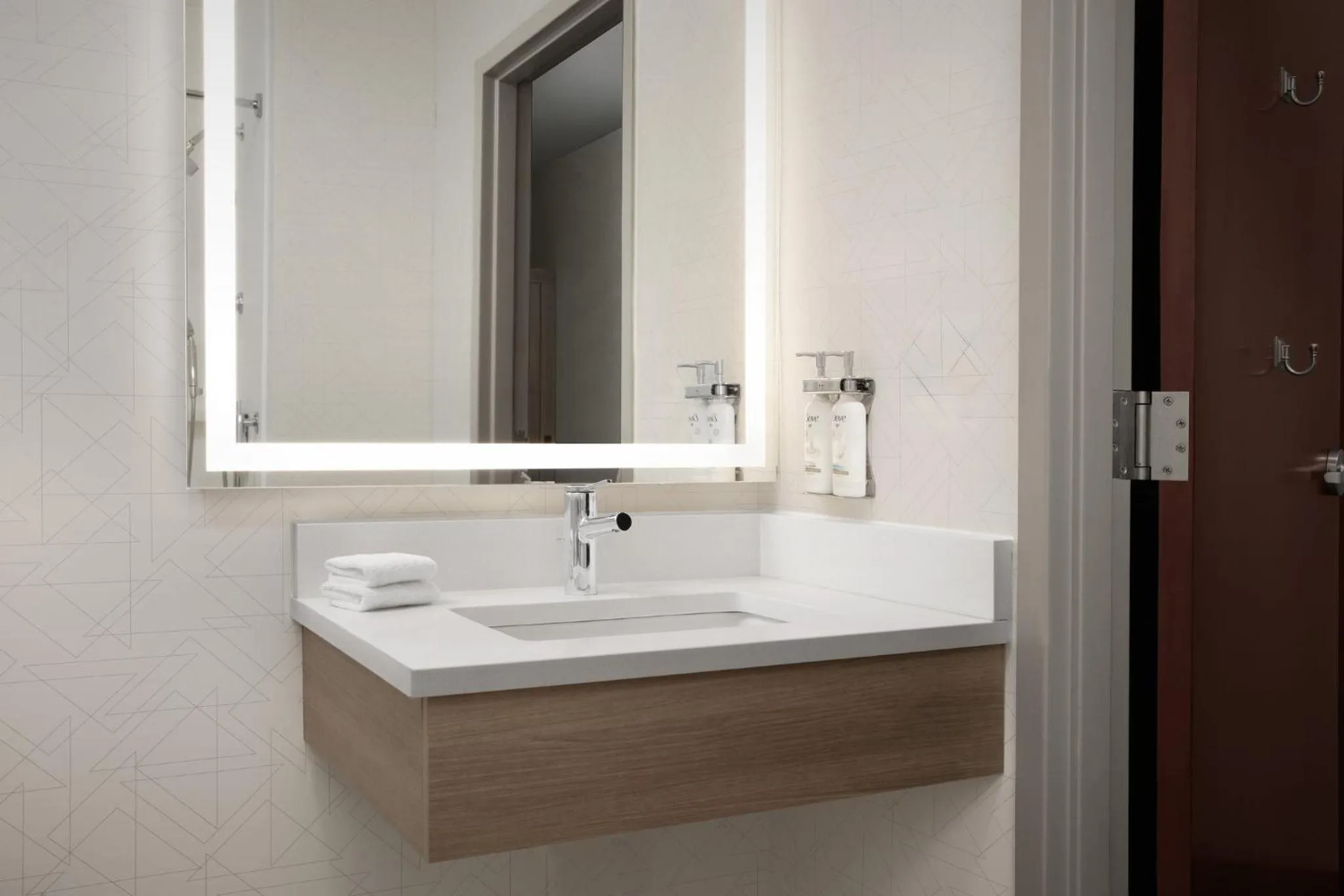 Photo of the whole room in Holiday Inn Express & Suites by IHG Chambersburg by IHG