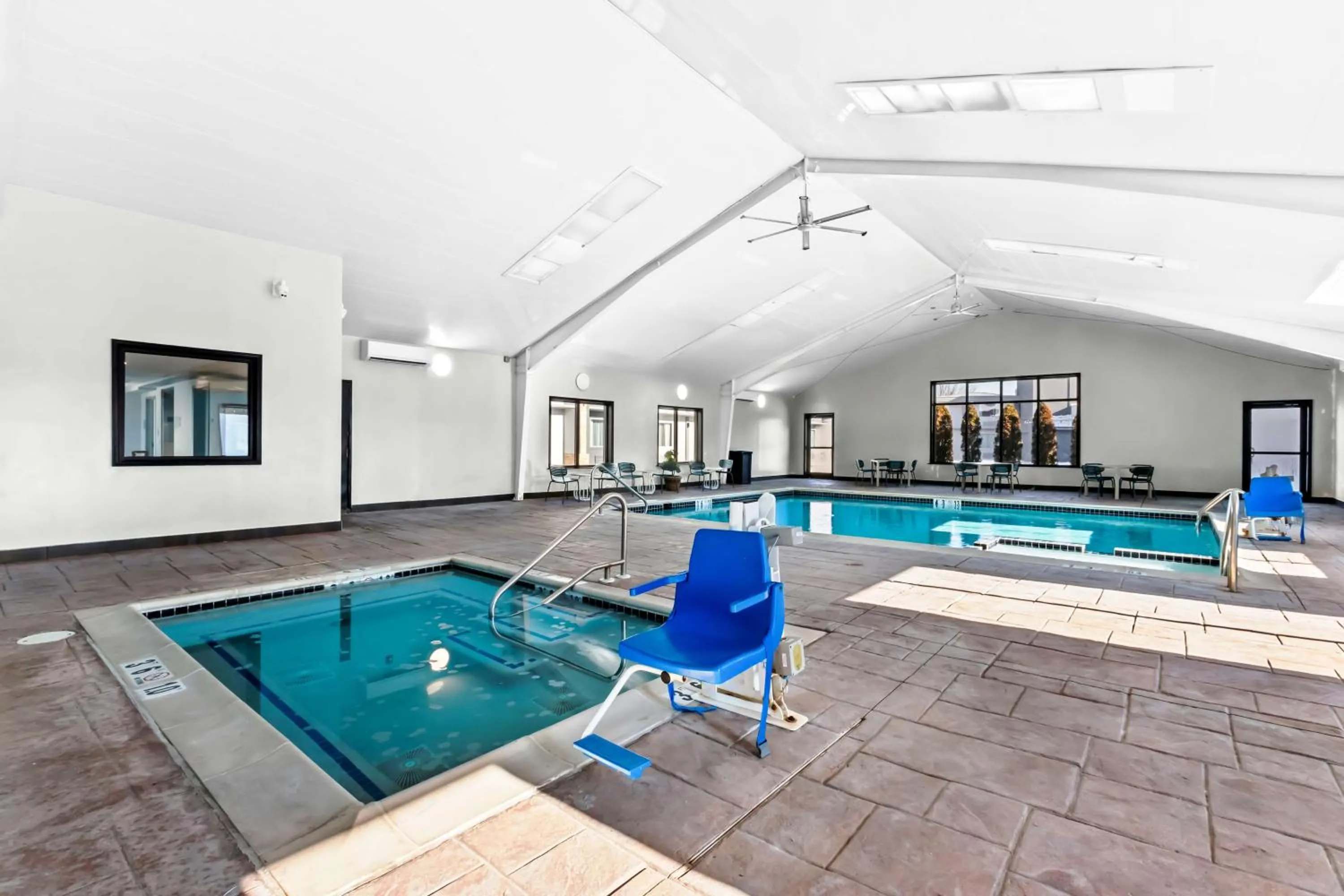 Pool view in Spark By Hilton Bensalem Philadelphia