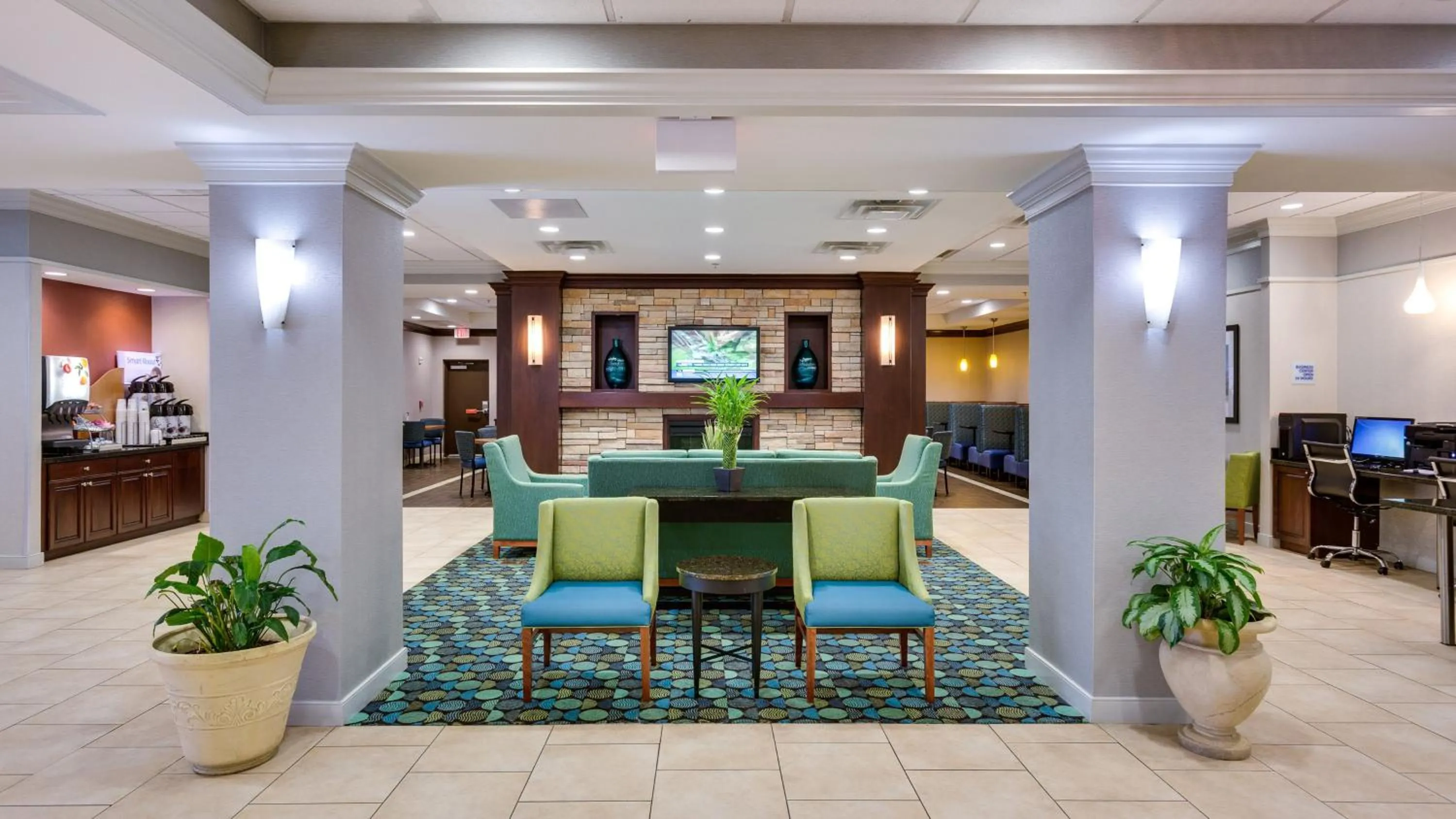 Property building in Holiday Inn Express Washington DC SW - Springfield by IHG