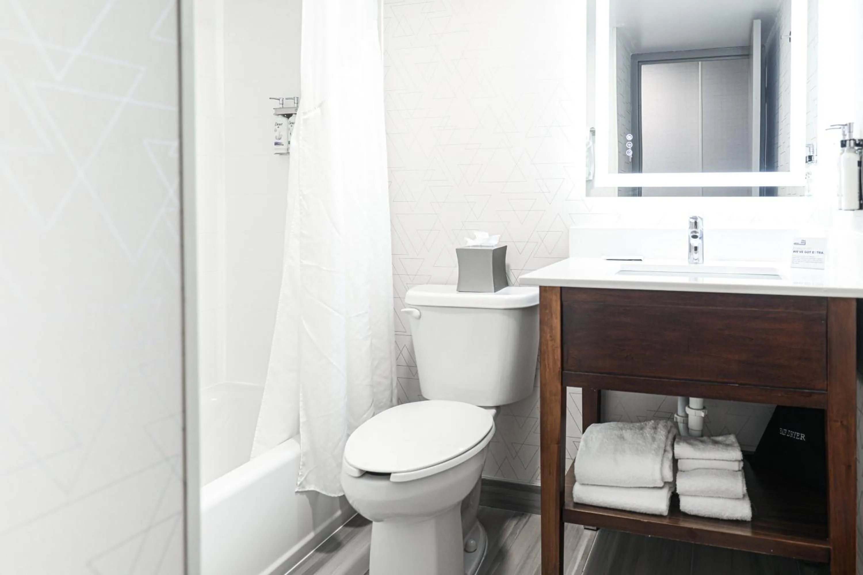 Photo of the whole room in Holiday Inn Express Washington DC SW - Springfield by IHG