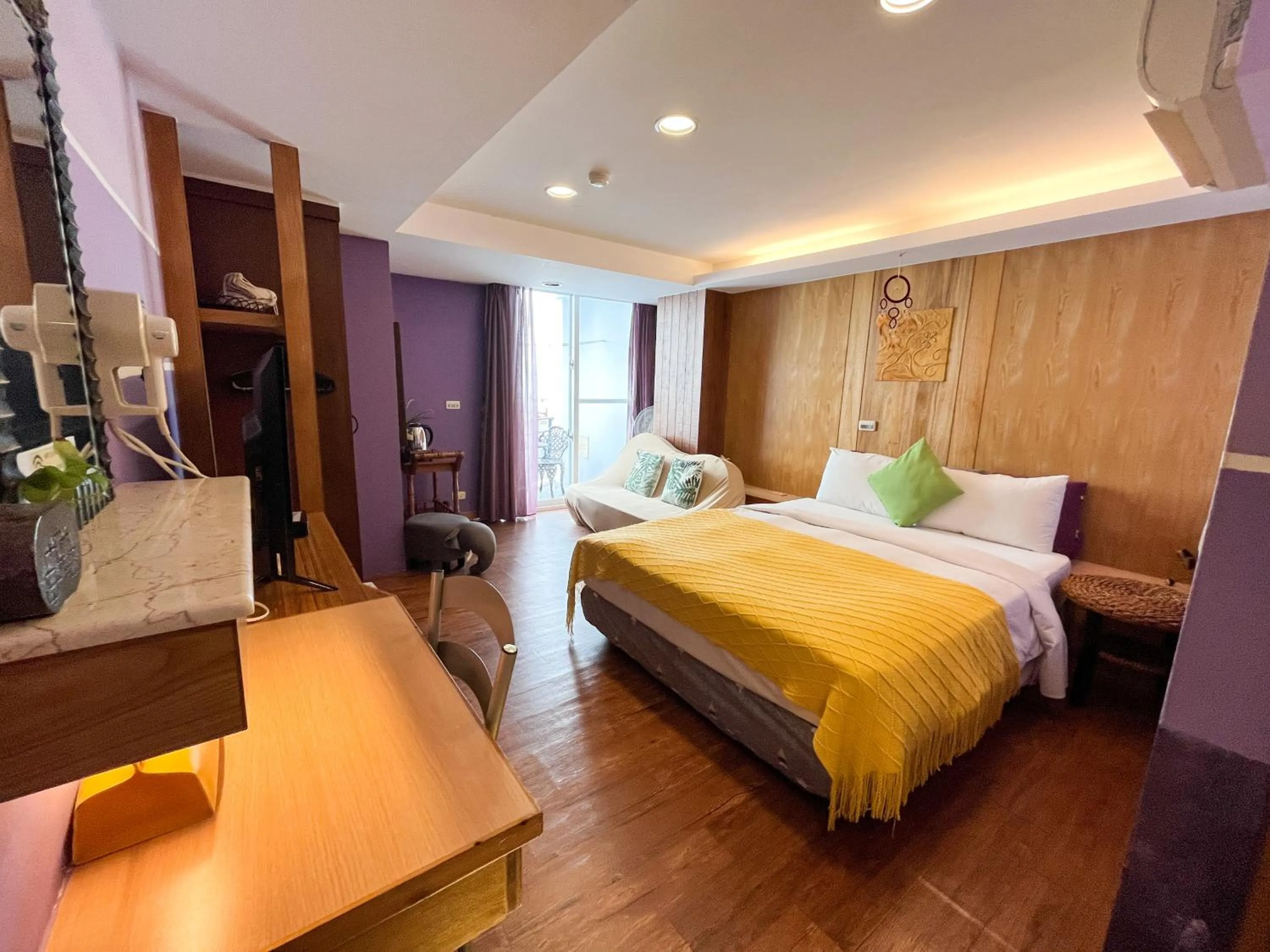 Photo of the whole room, Bed in Tz Shin Resort Hostel