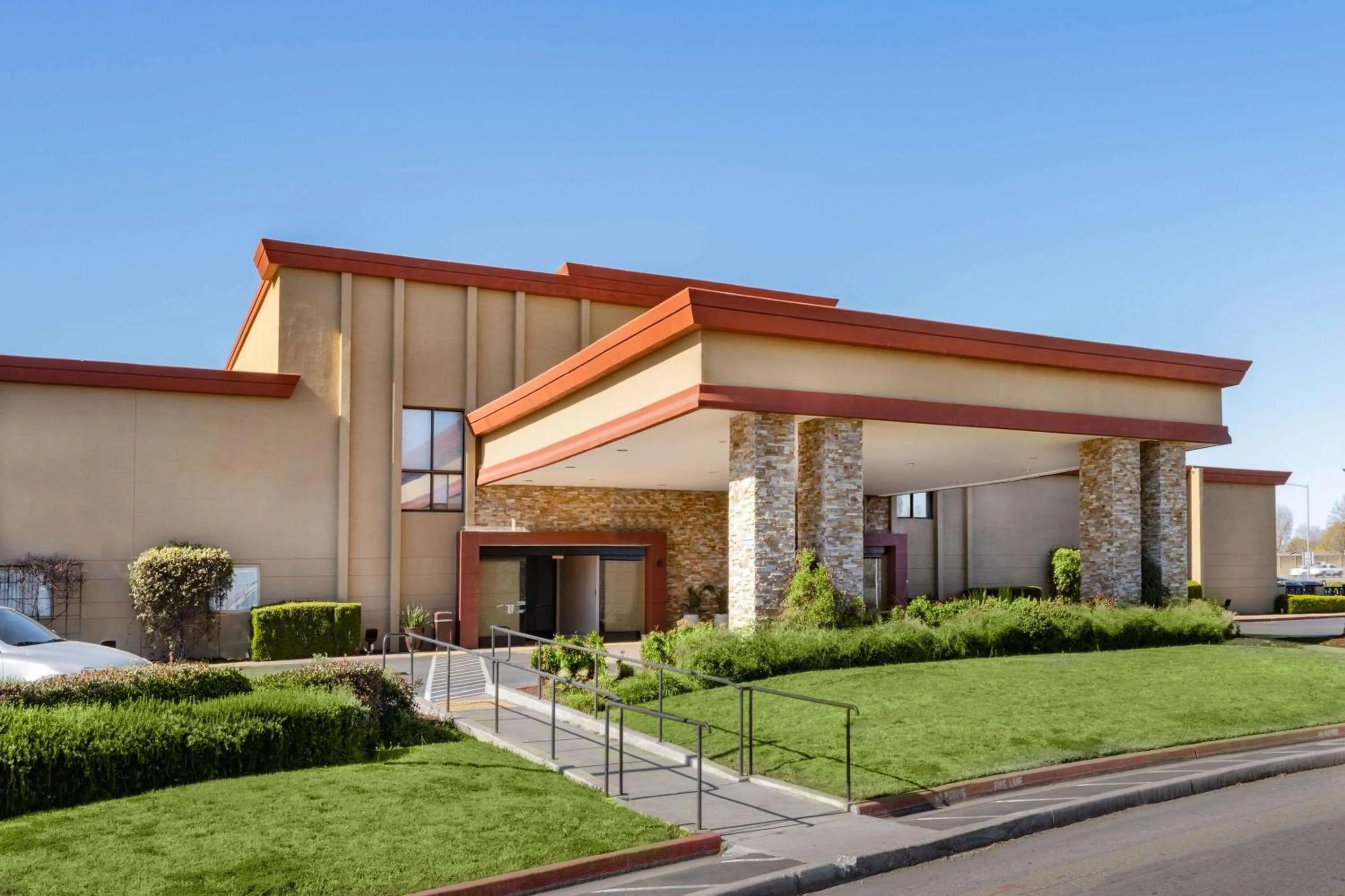 Property building in Wyndham Sacramento