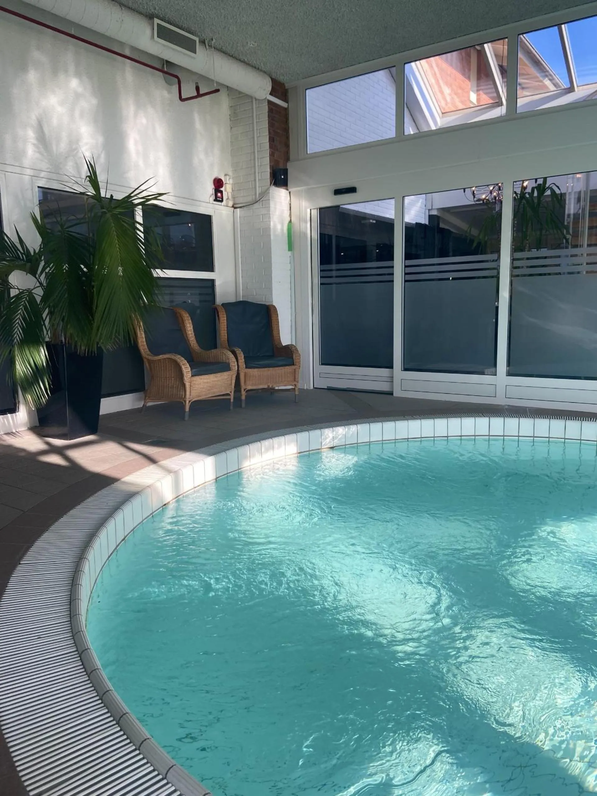 Swimming pool in Aurum Hotel