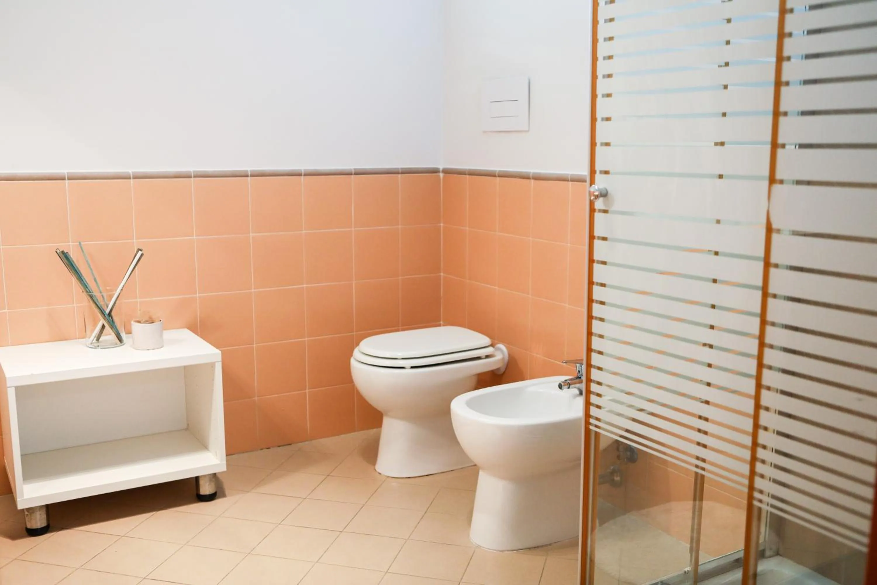 Toilet in Materdays 24