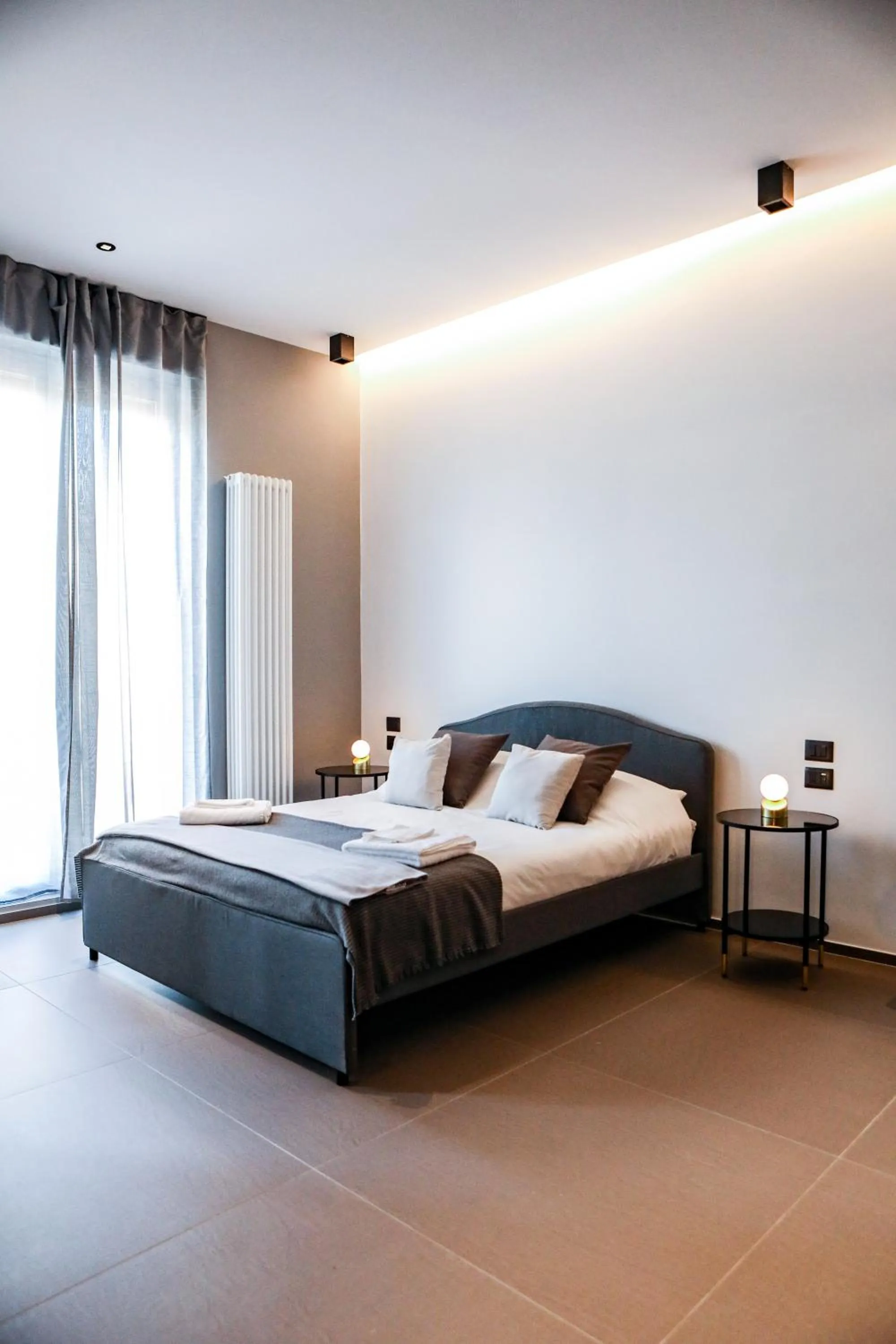 Bedroom, Bed in Materdays 24