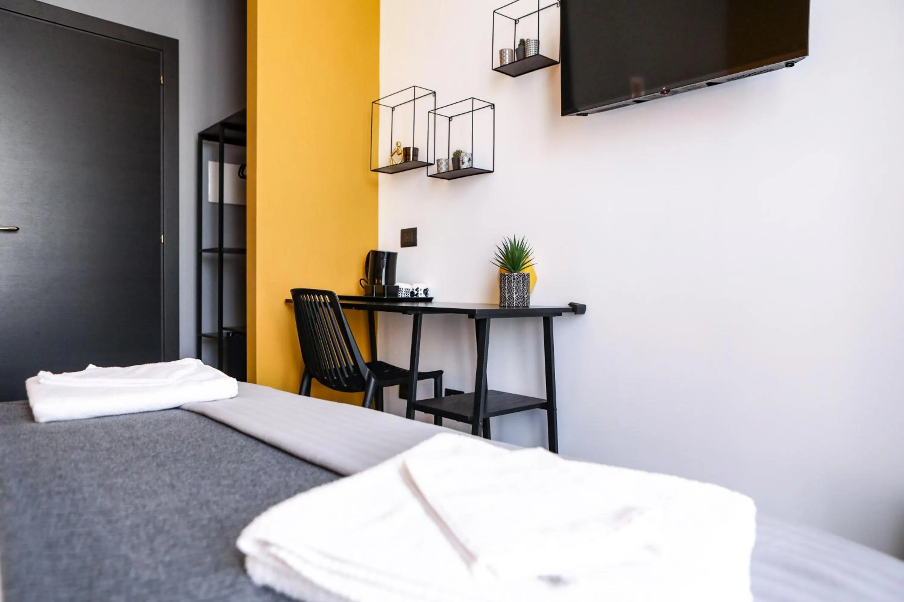 TV and multimedia, Bed in Materdays 24