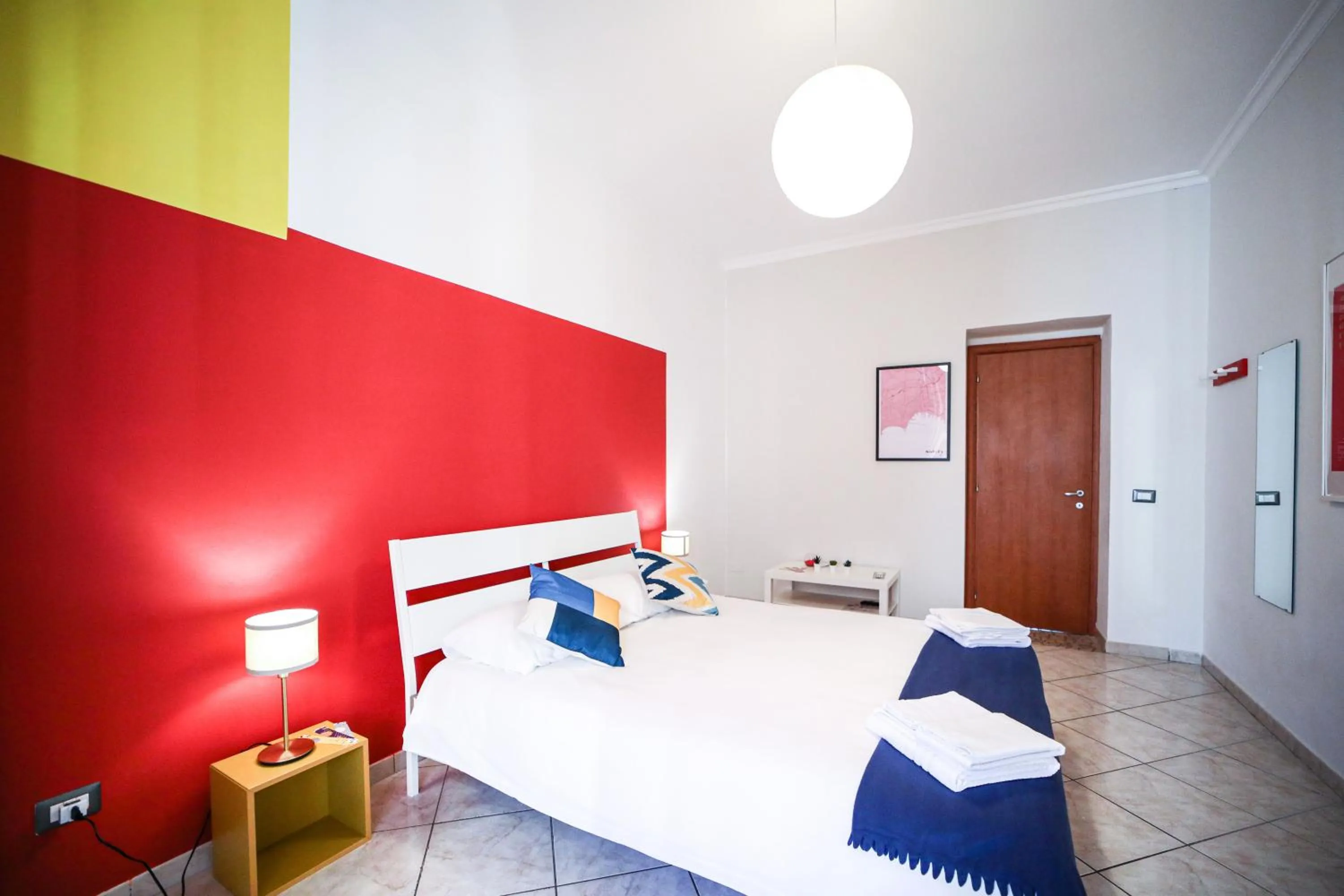 Photo of the whole room, Bed in Materdays 24