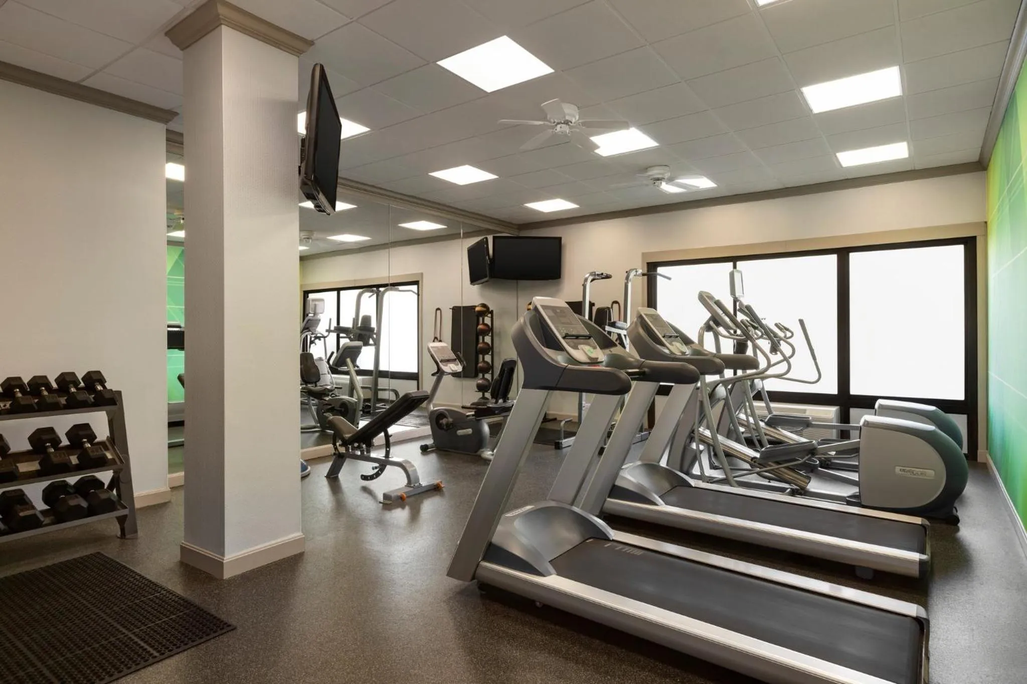 Spa and wellness centre/facilities in Holiday Inn Boston - Cambridge Area by IHG