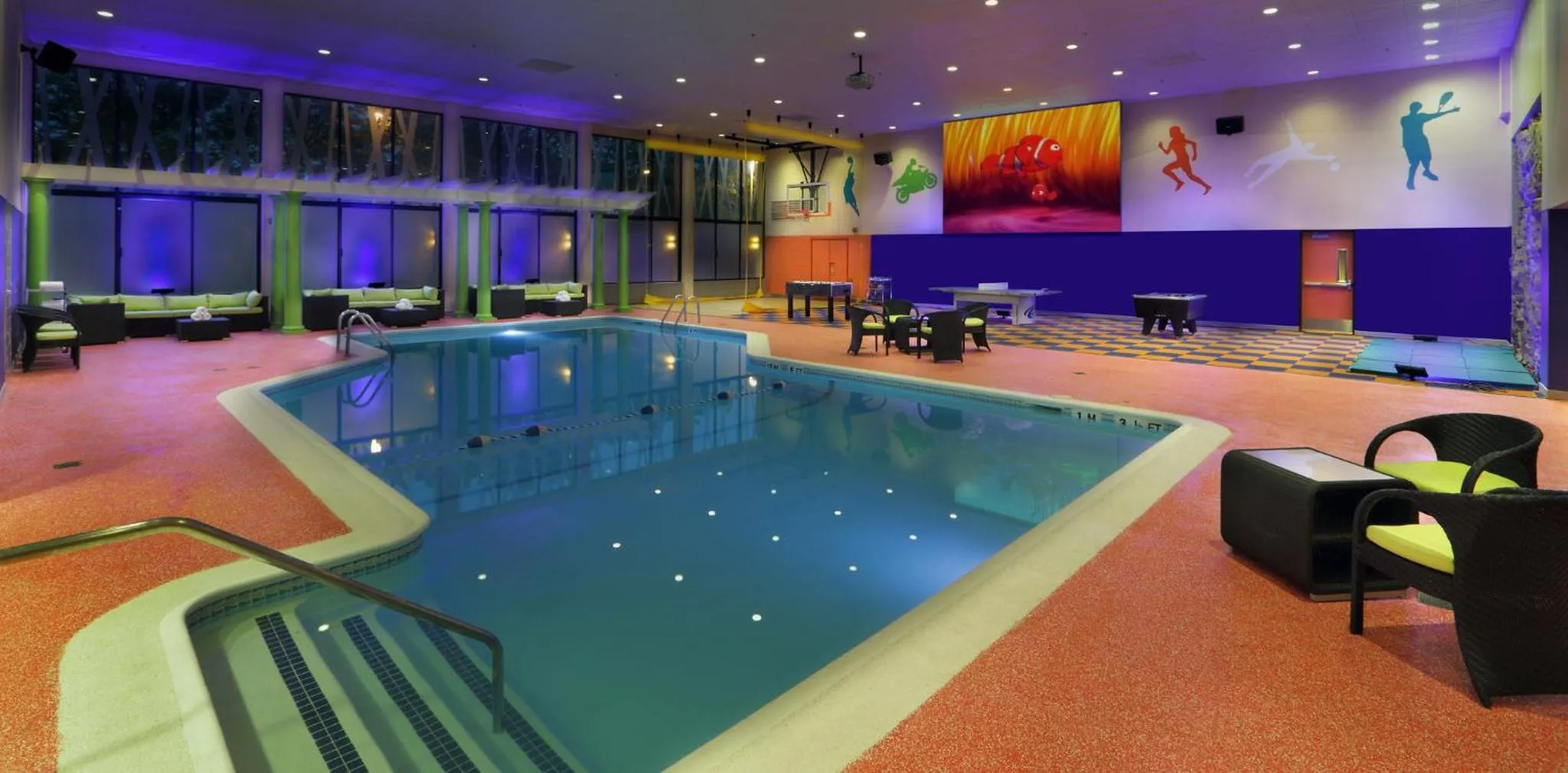Swimming pool in Holiday Inn Boston - Cambridge Area by IHG