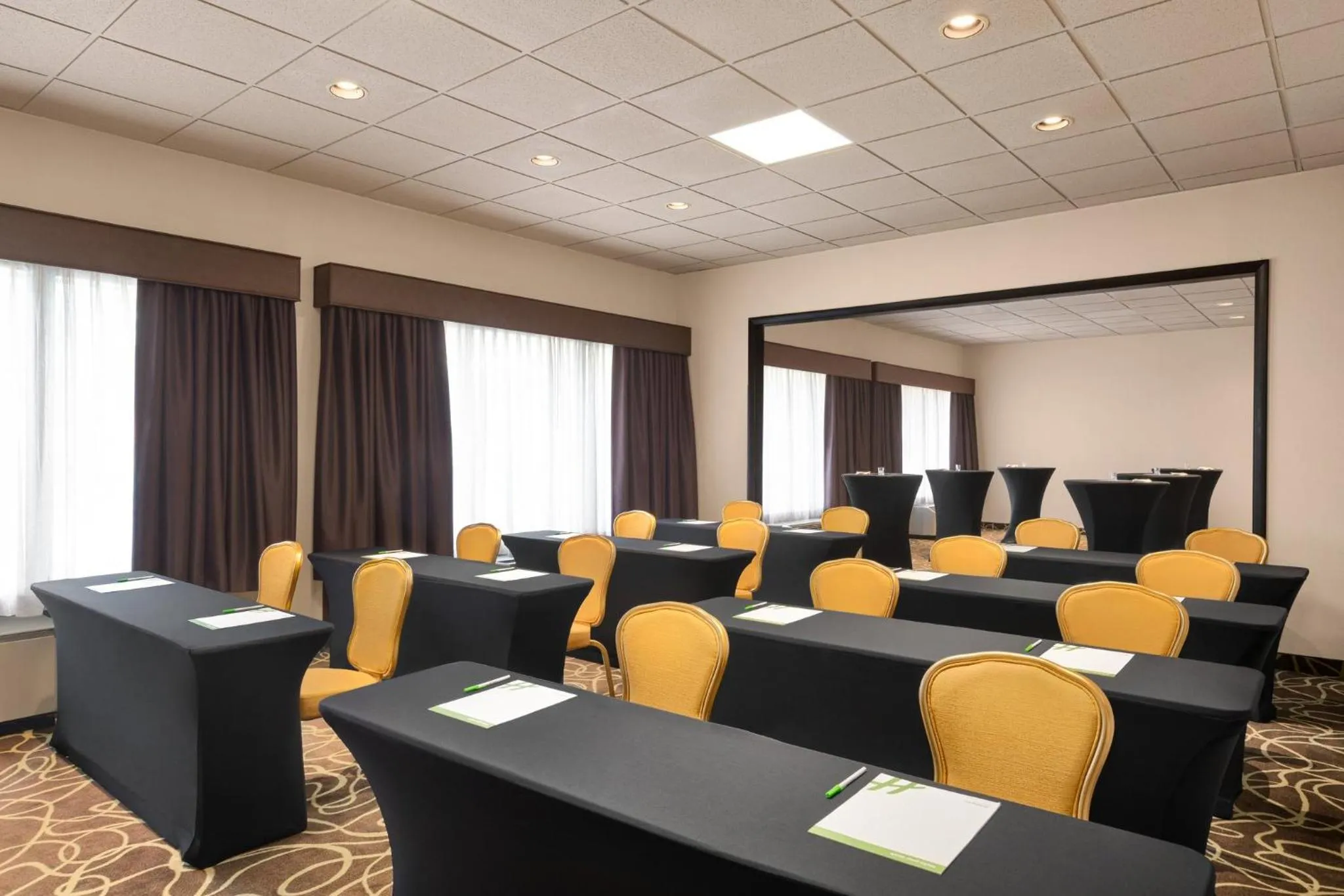 Meeting/conference room in Holiday Inn Boston - Cambridge Area by IHG