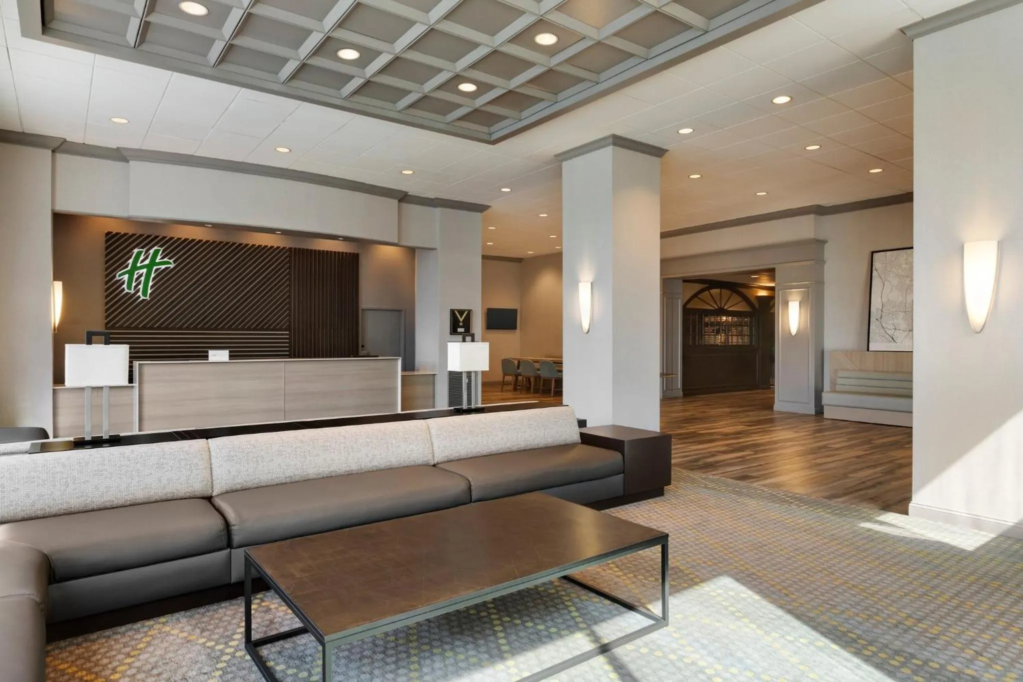 Property building in Holiday Inn Boston - Cambridge Area by IHG