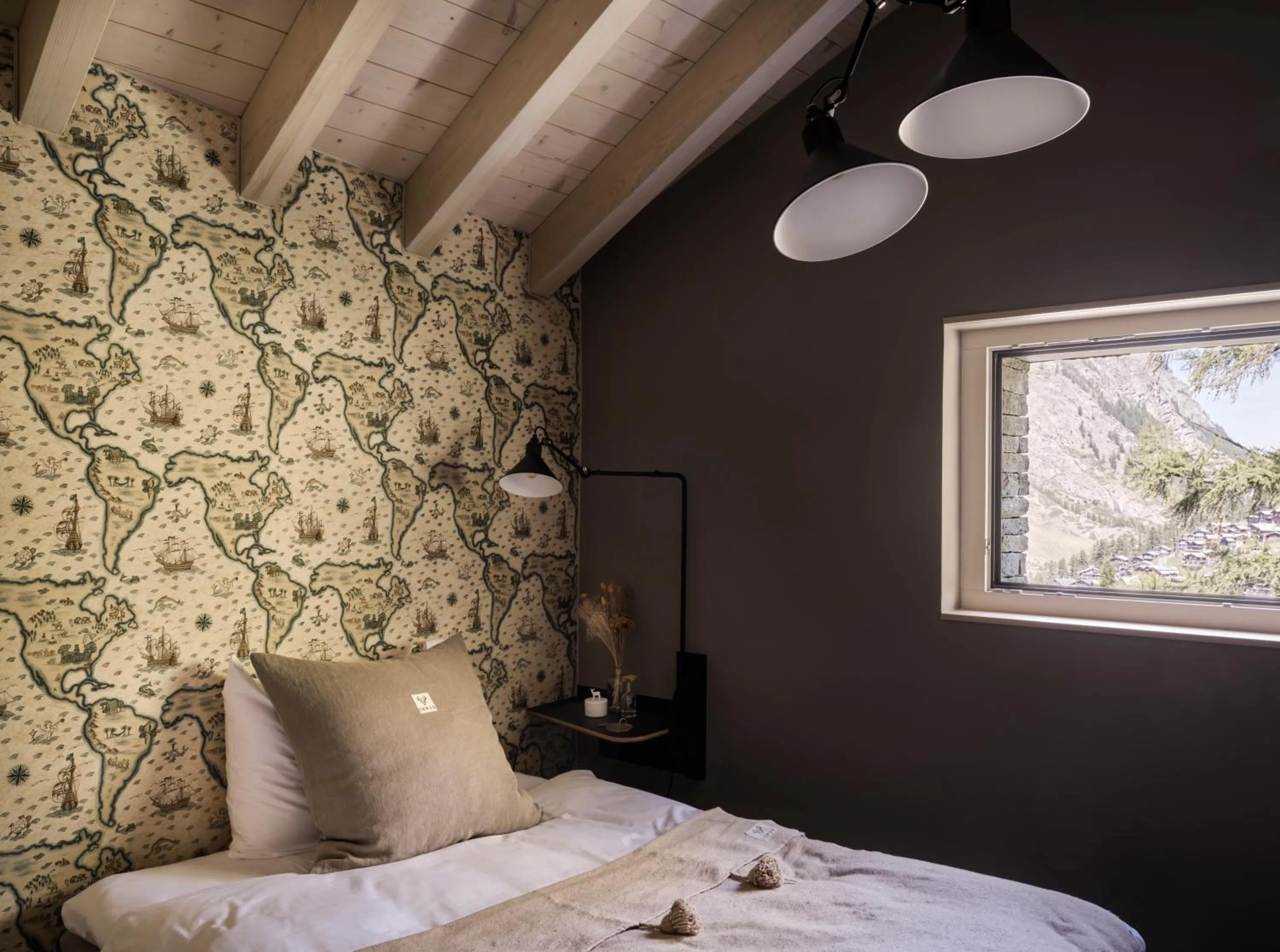 Bedroom, Bed in CERVO Mountain Resort