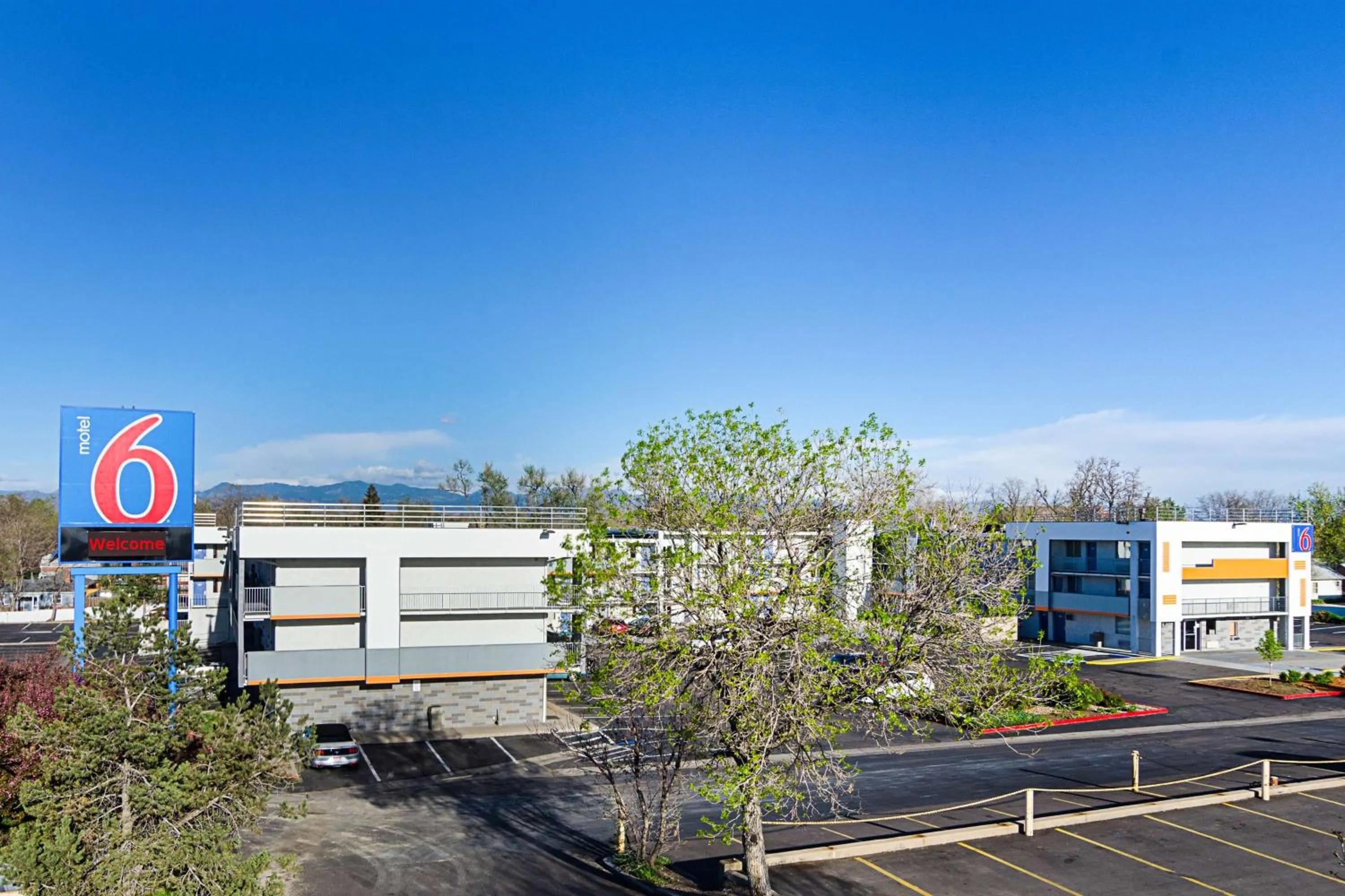 Property building in Motel 6- Denver, CO Downtown