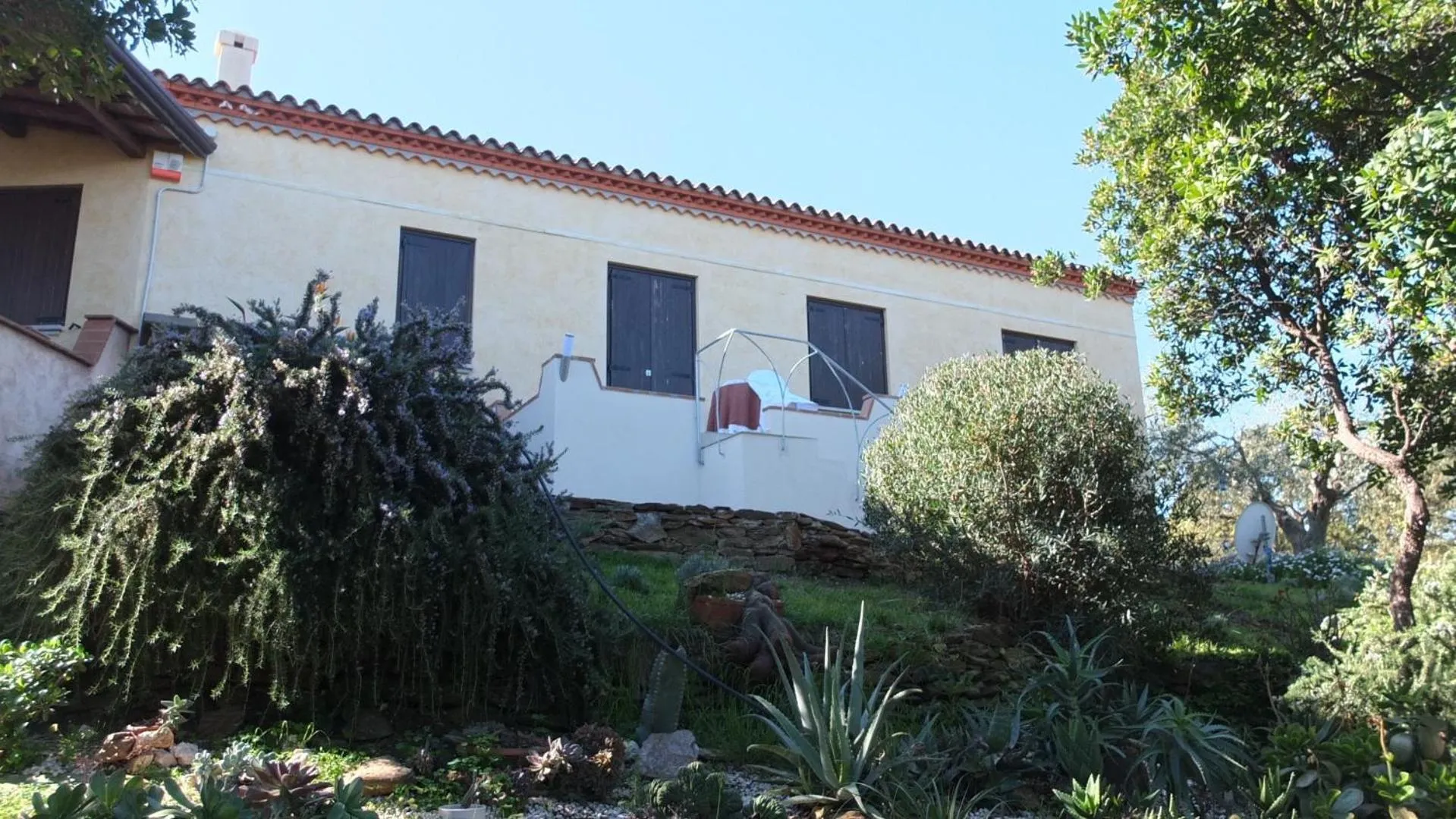 Balcony/Terrace in Suite cucinino, bagno, ingresso indipendente in" Villa VìVì"