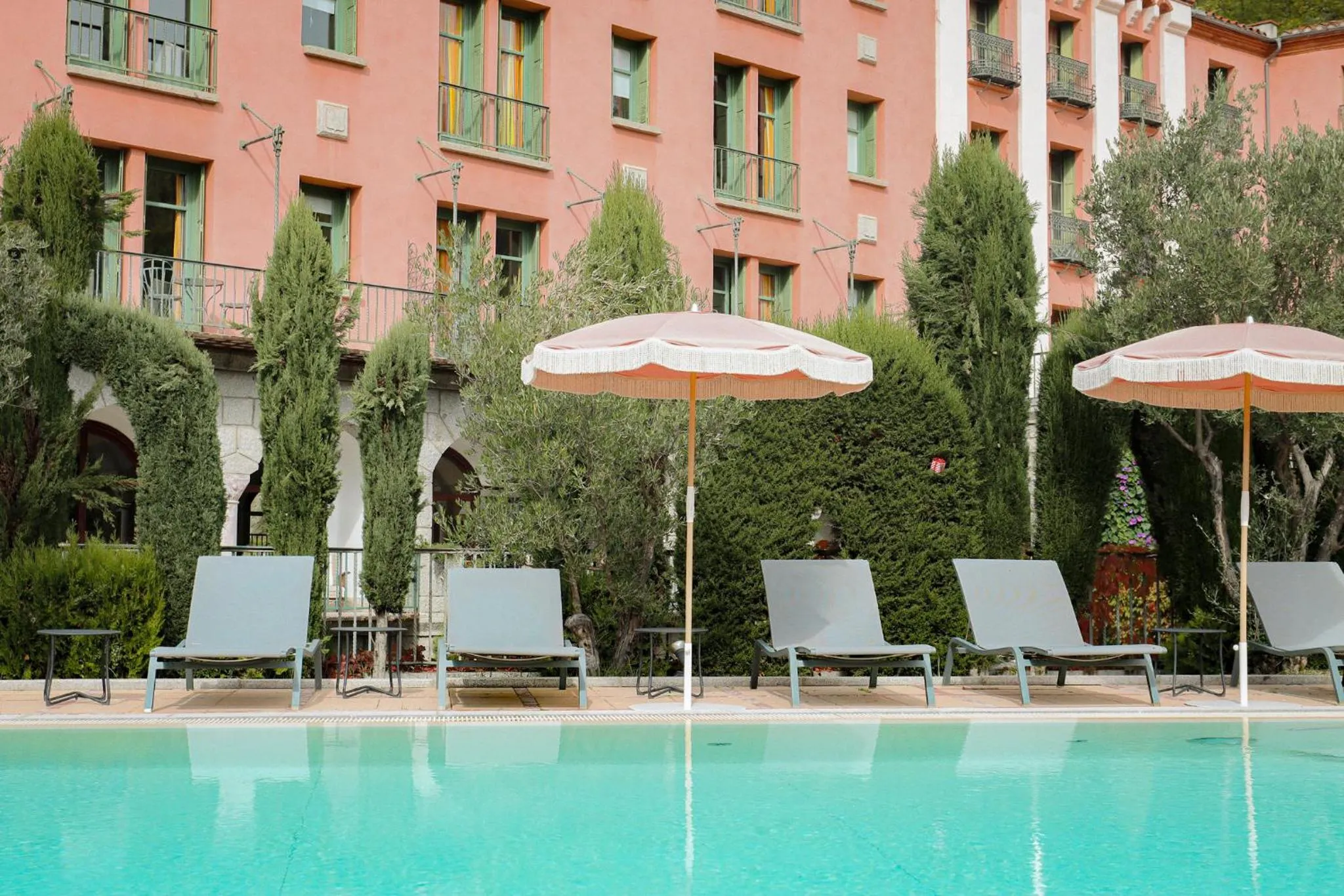 Garden in Les Pyrénées - le Grand Hôtel & le Château