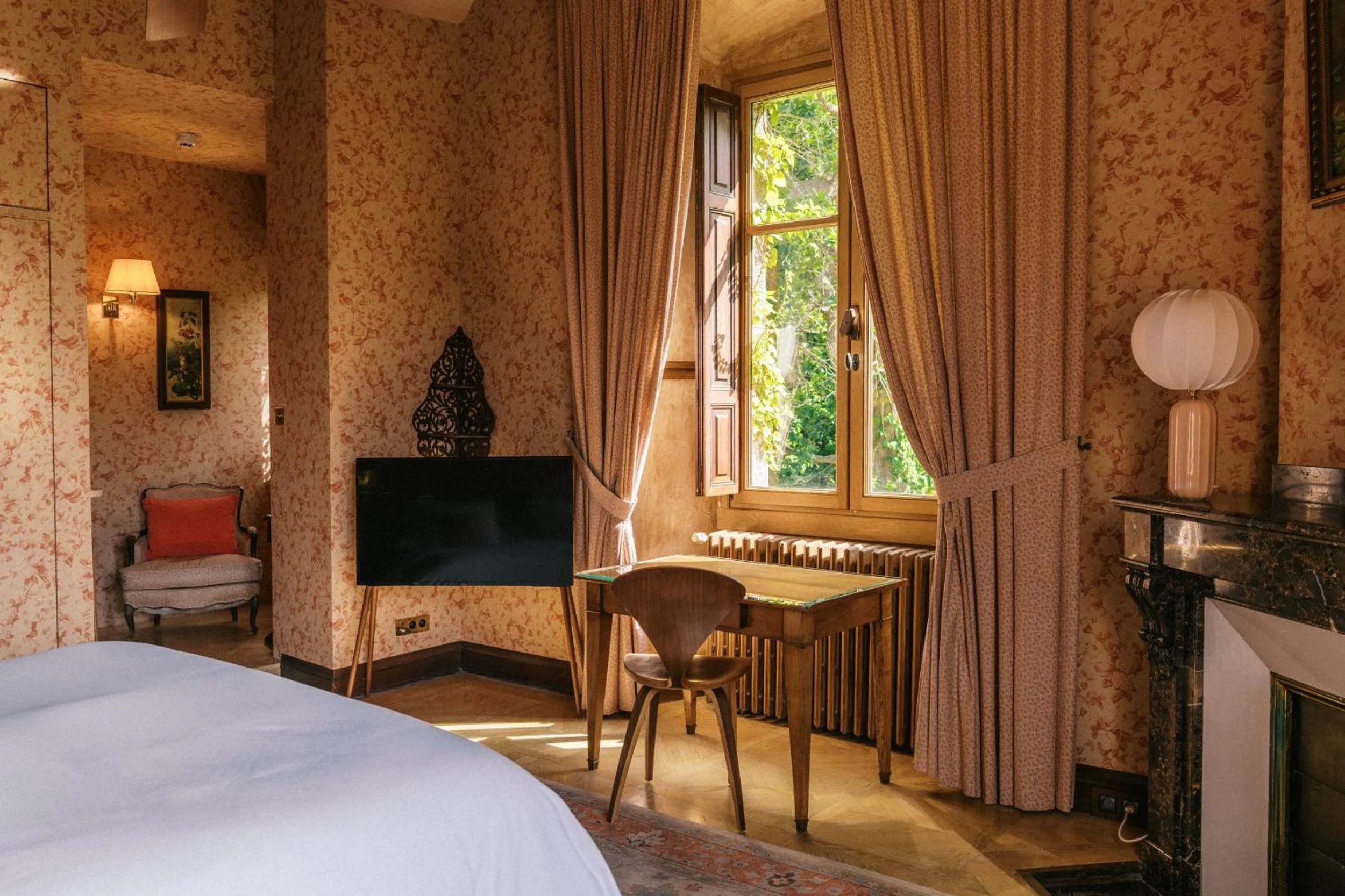 Decorative detail, Bed in Les Pyrénées - le Grand Hôtel & le Château