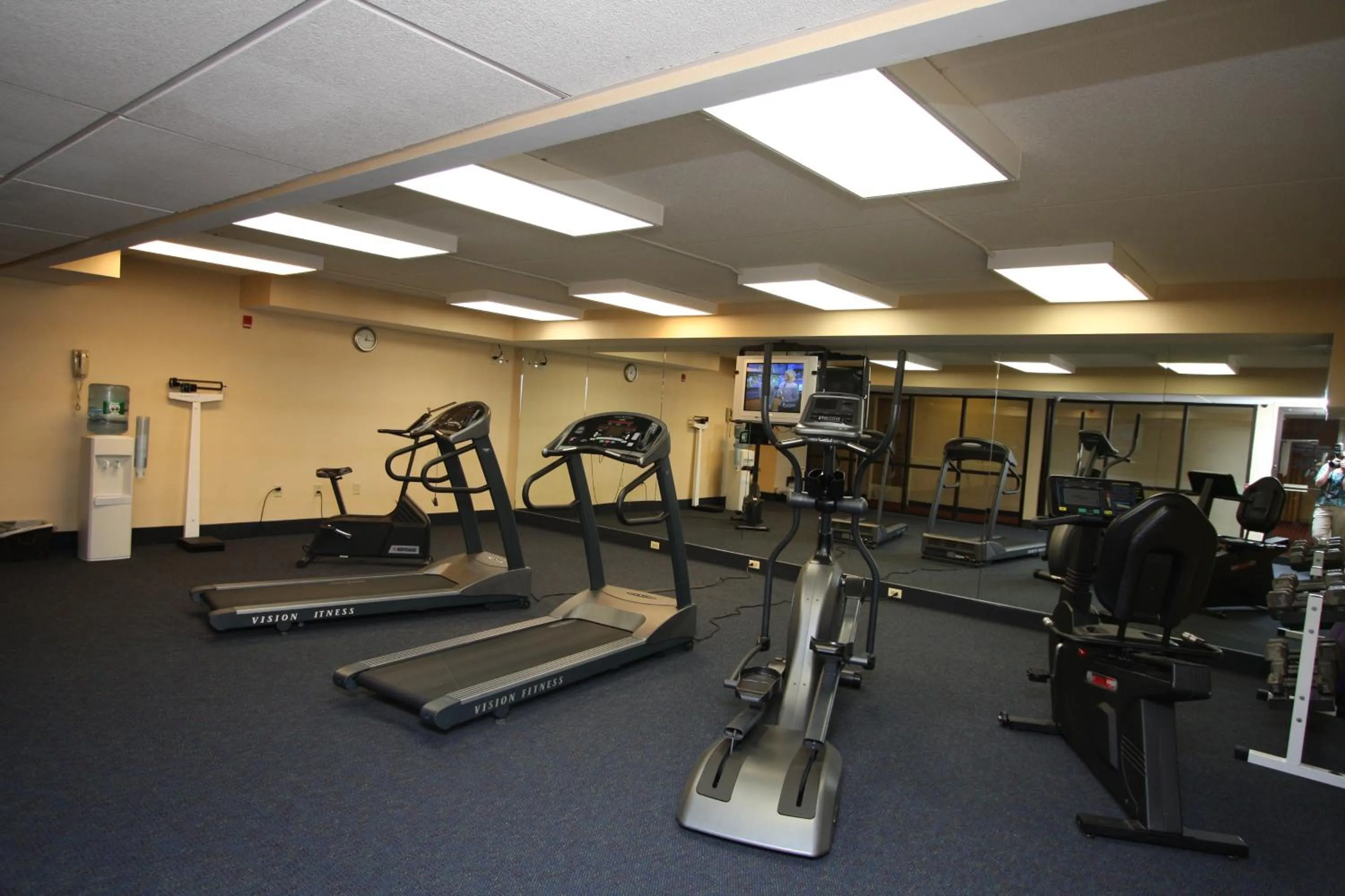 Fitness centre/facilities in Boxboro Regency