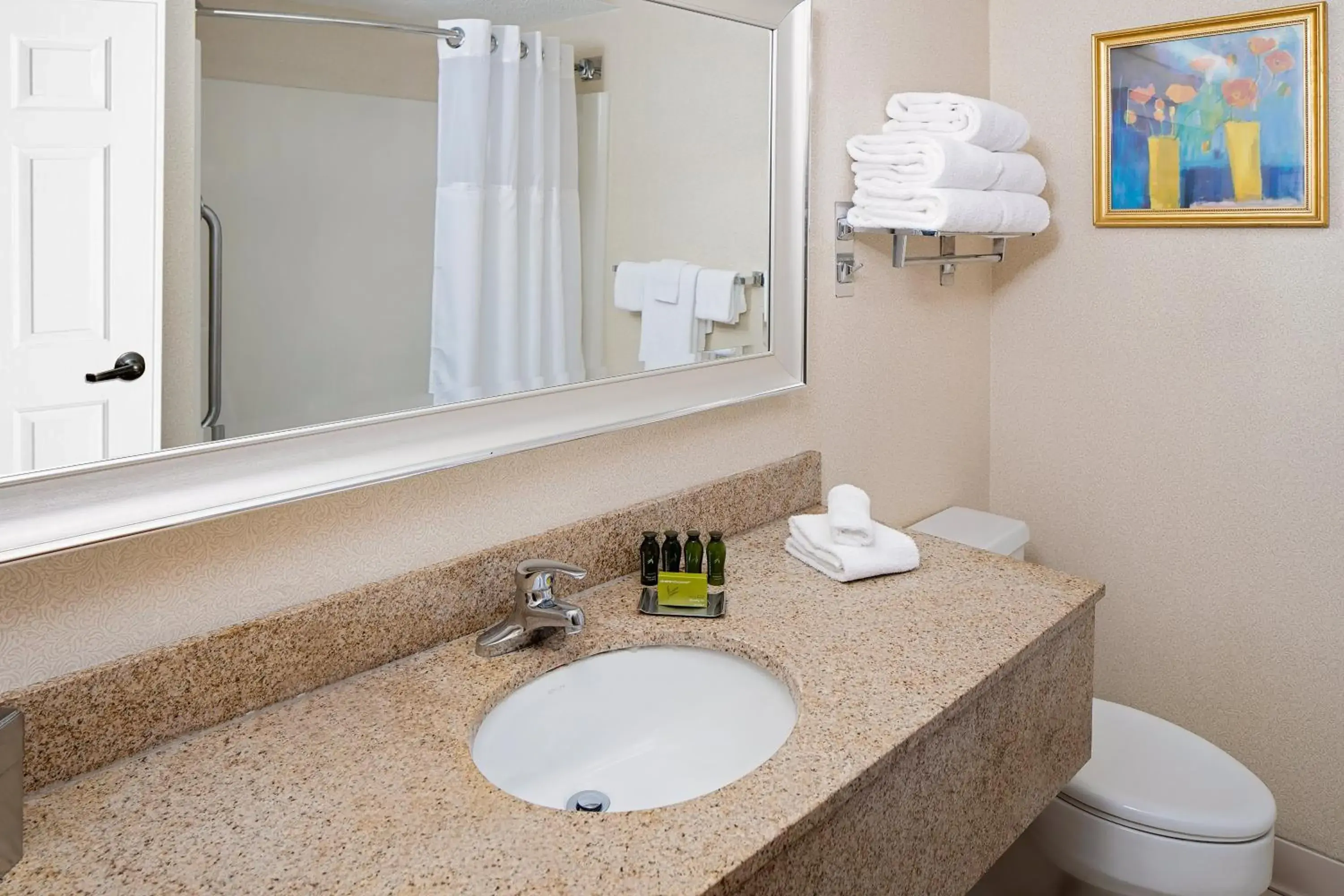 Double Room with Two Double Beds in Boxboro Regency Double Room with Two Double Beds in Boxboro Regency