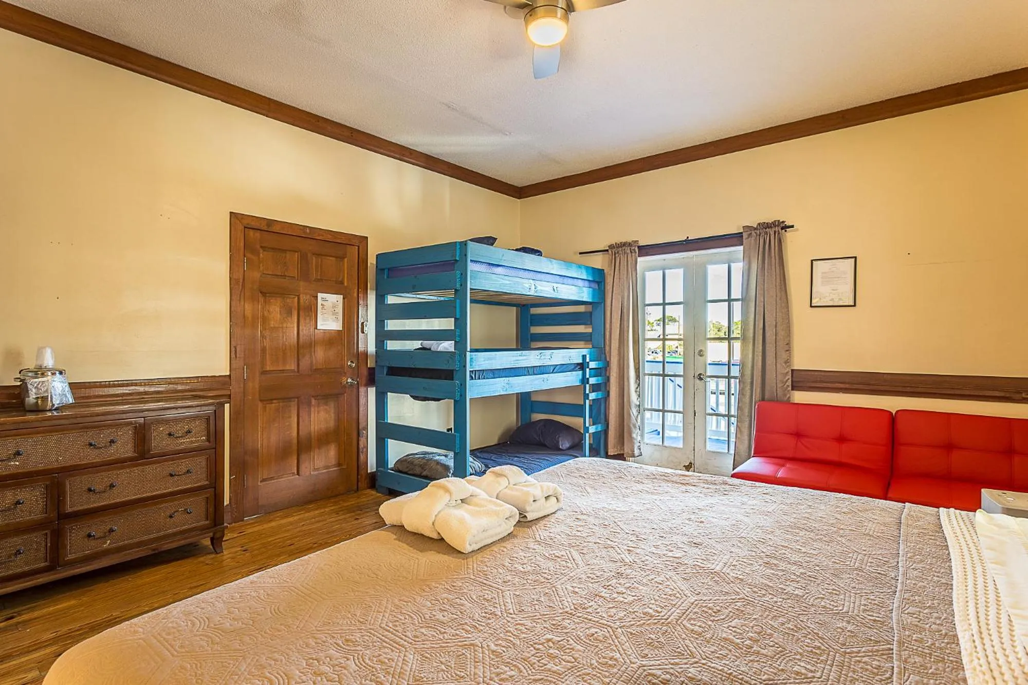 Bed in St George Inn