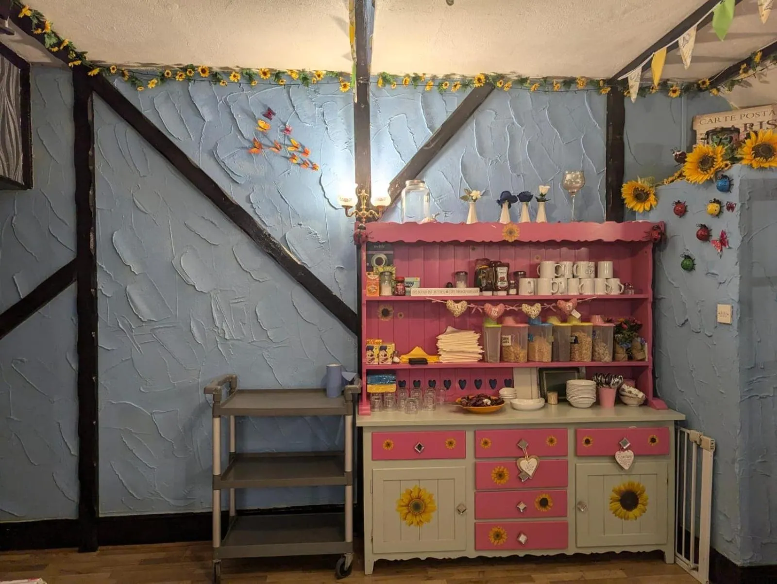 Dining area in OYO Wynnstay Hotel