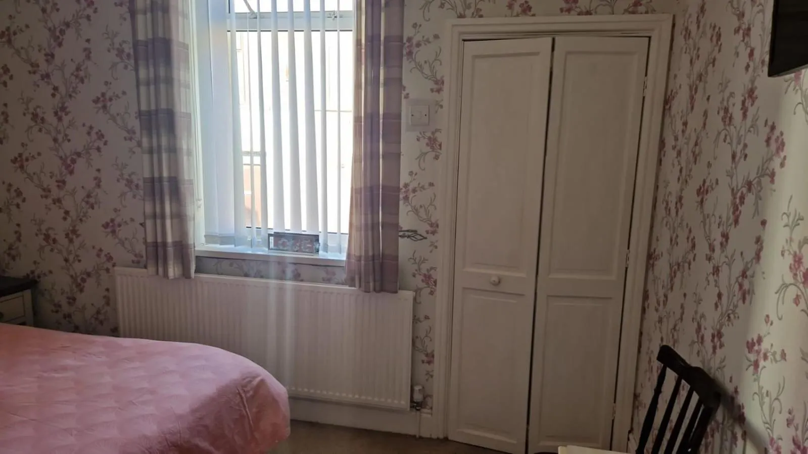 Bedroom, Bed in OYO Wynnstay Hotel