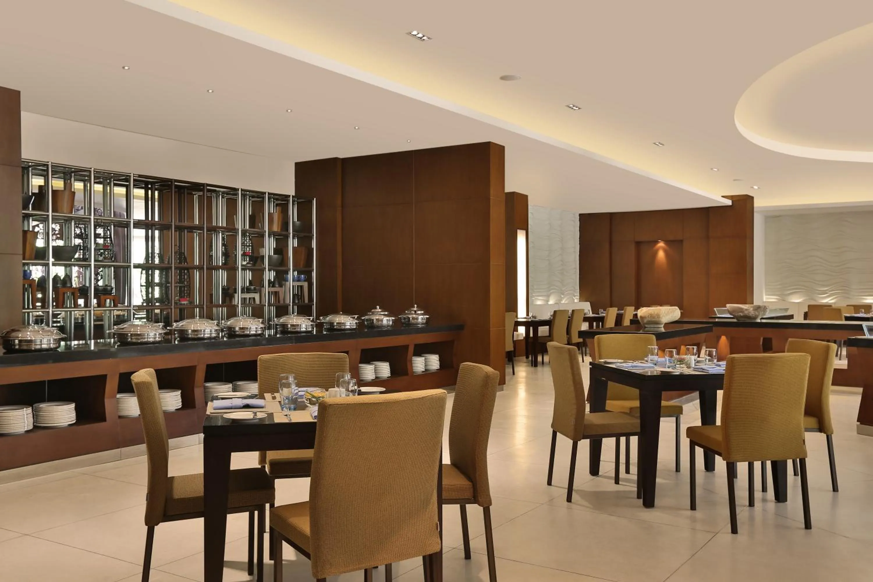 Restaurant/places to eat in Golden Tulip Jineng Resort Bali