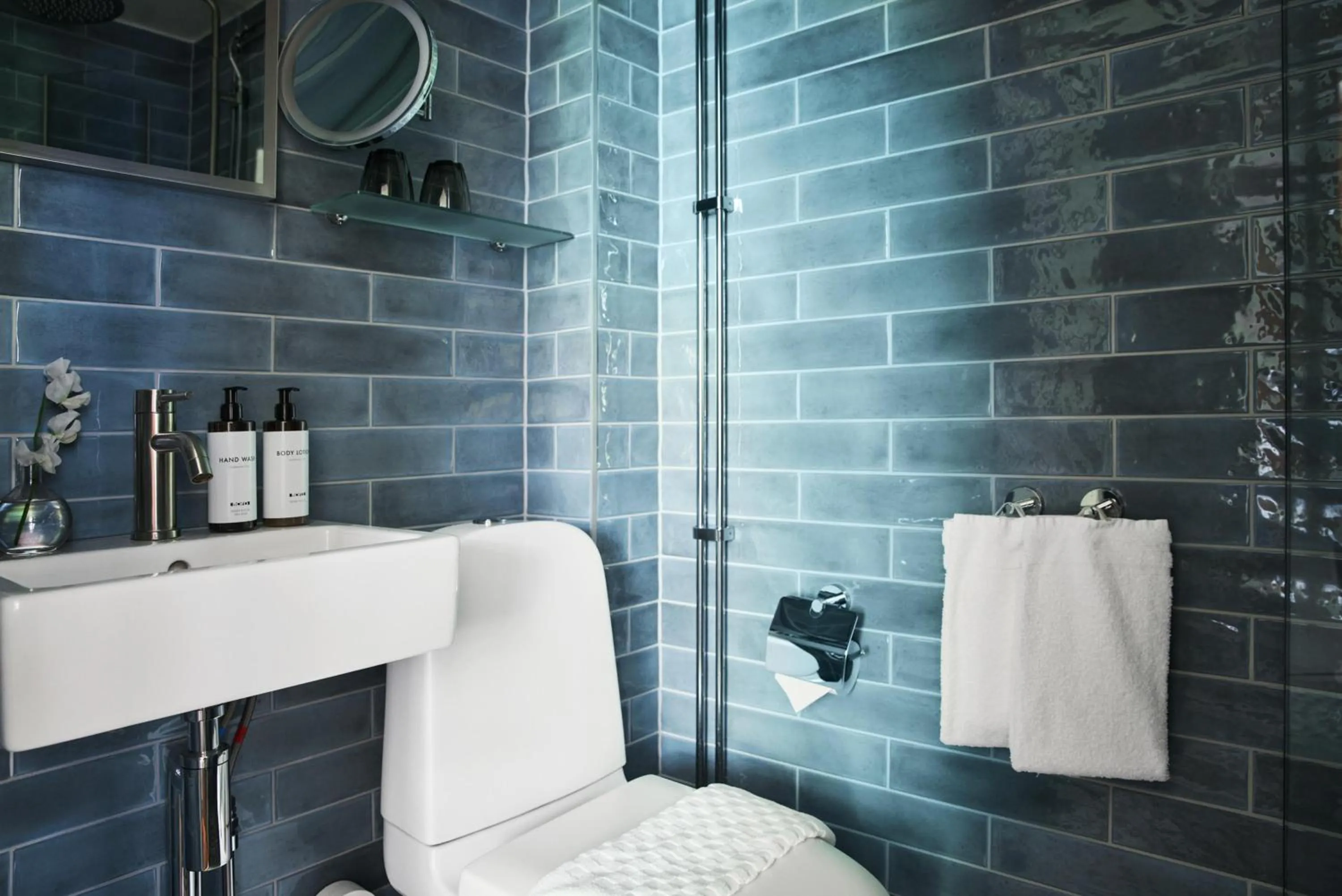 Bathroom in NOFO Hotel, WorldHotels Crafted