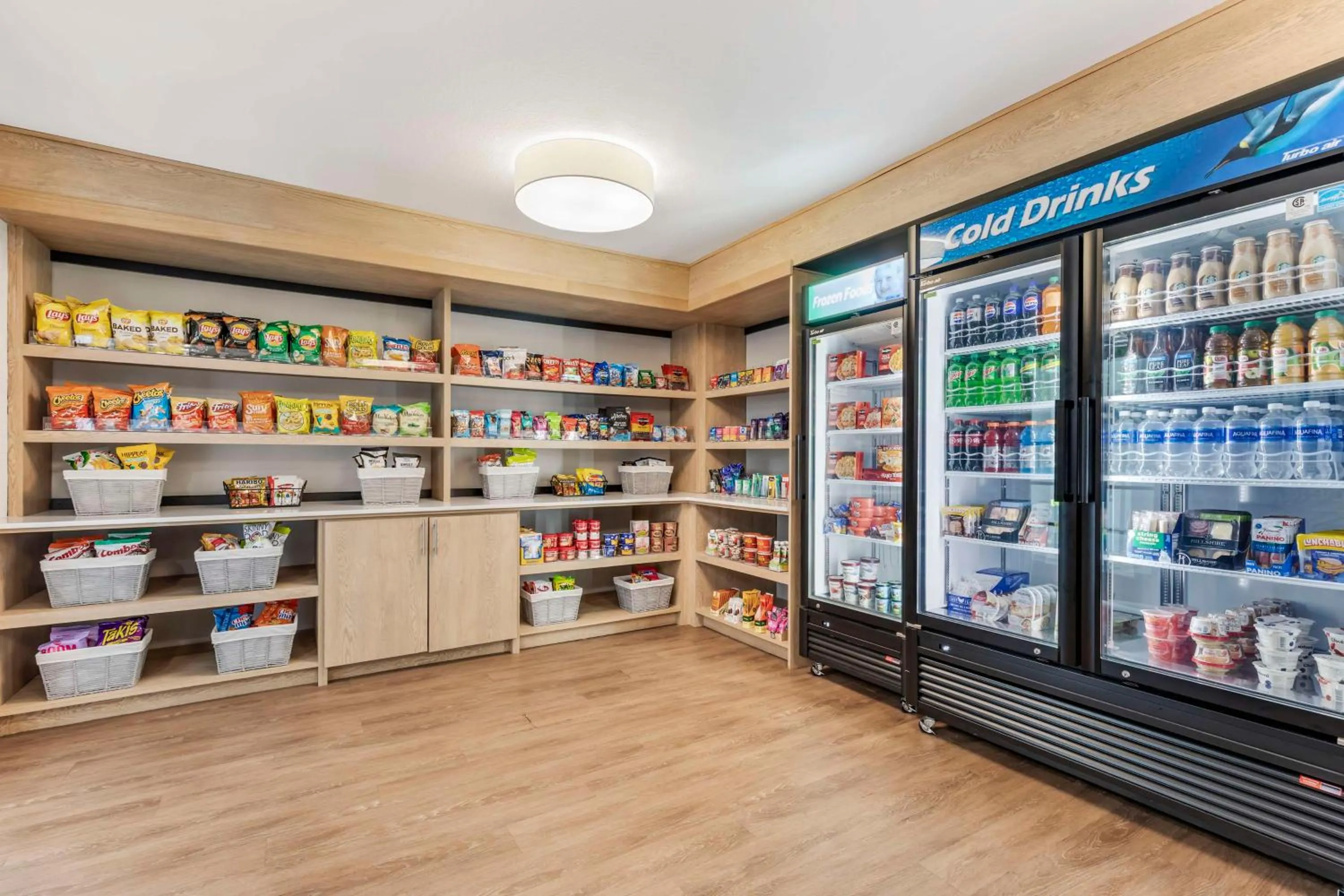 Property building in Sonesta Simply Suites Baltimore BWI Airport