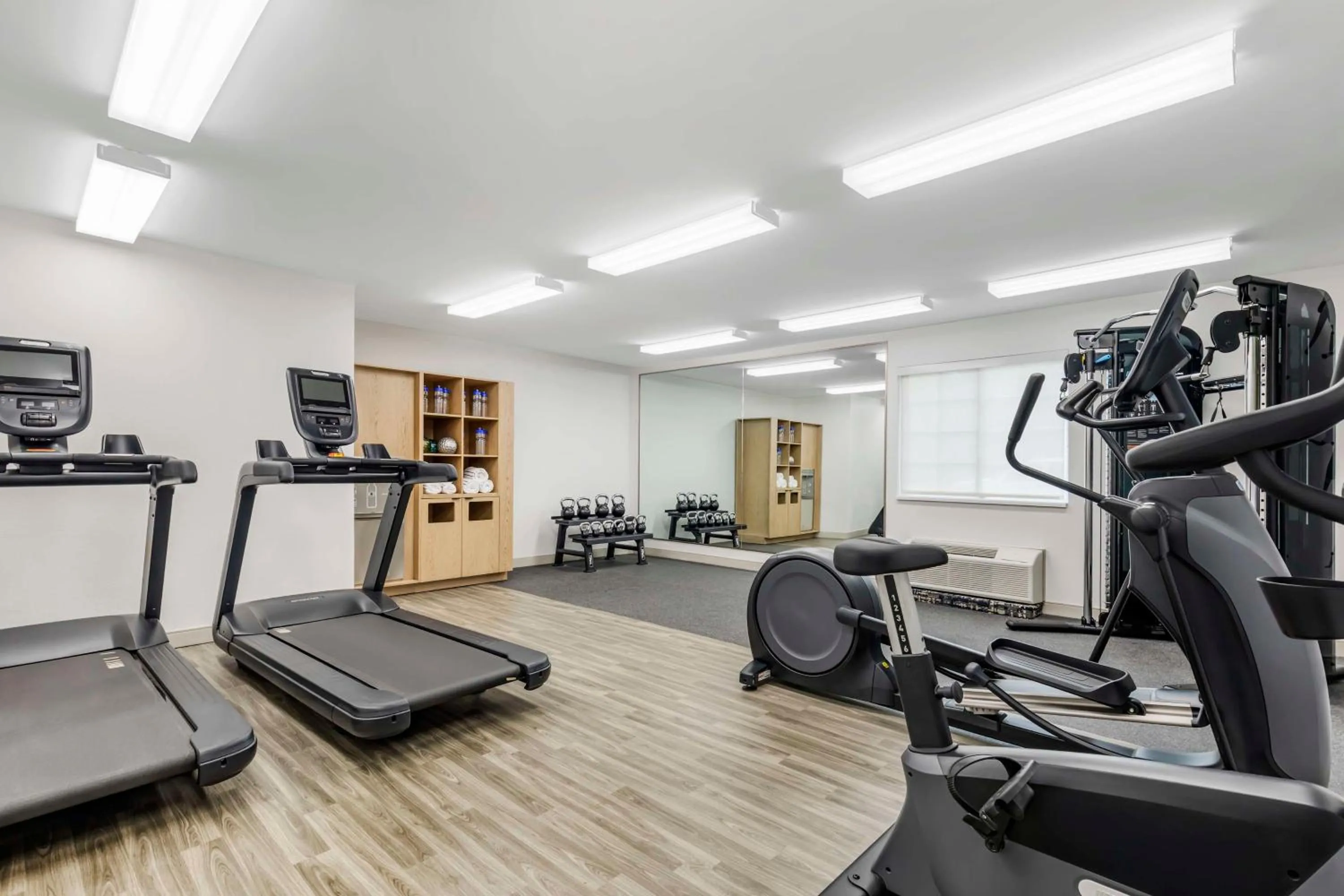 Fitness centre/facilities in Sonesta Simply Suites Baltimore BWI Airport