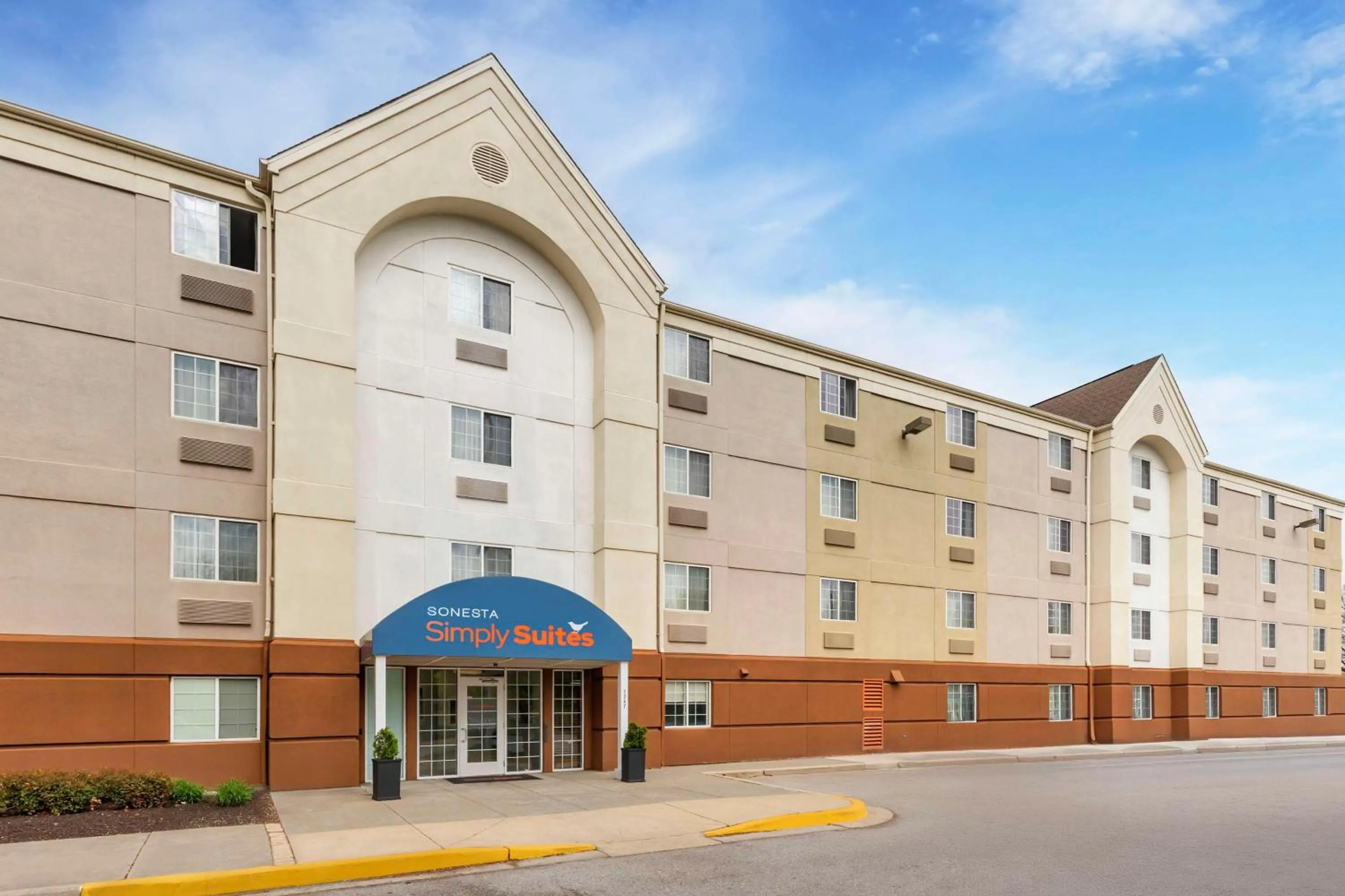 Property building in Sonesta Simply Suites Baltimore BWI Airport