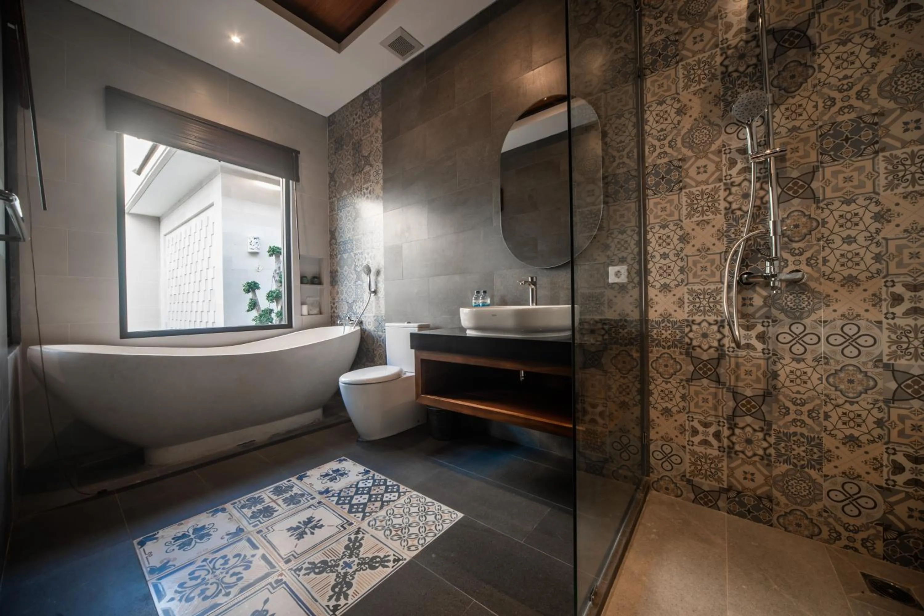 Bathroom in Gaing Mas Jimbaran Villas by Gaing Mas Group