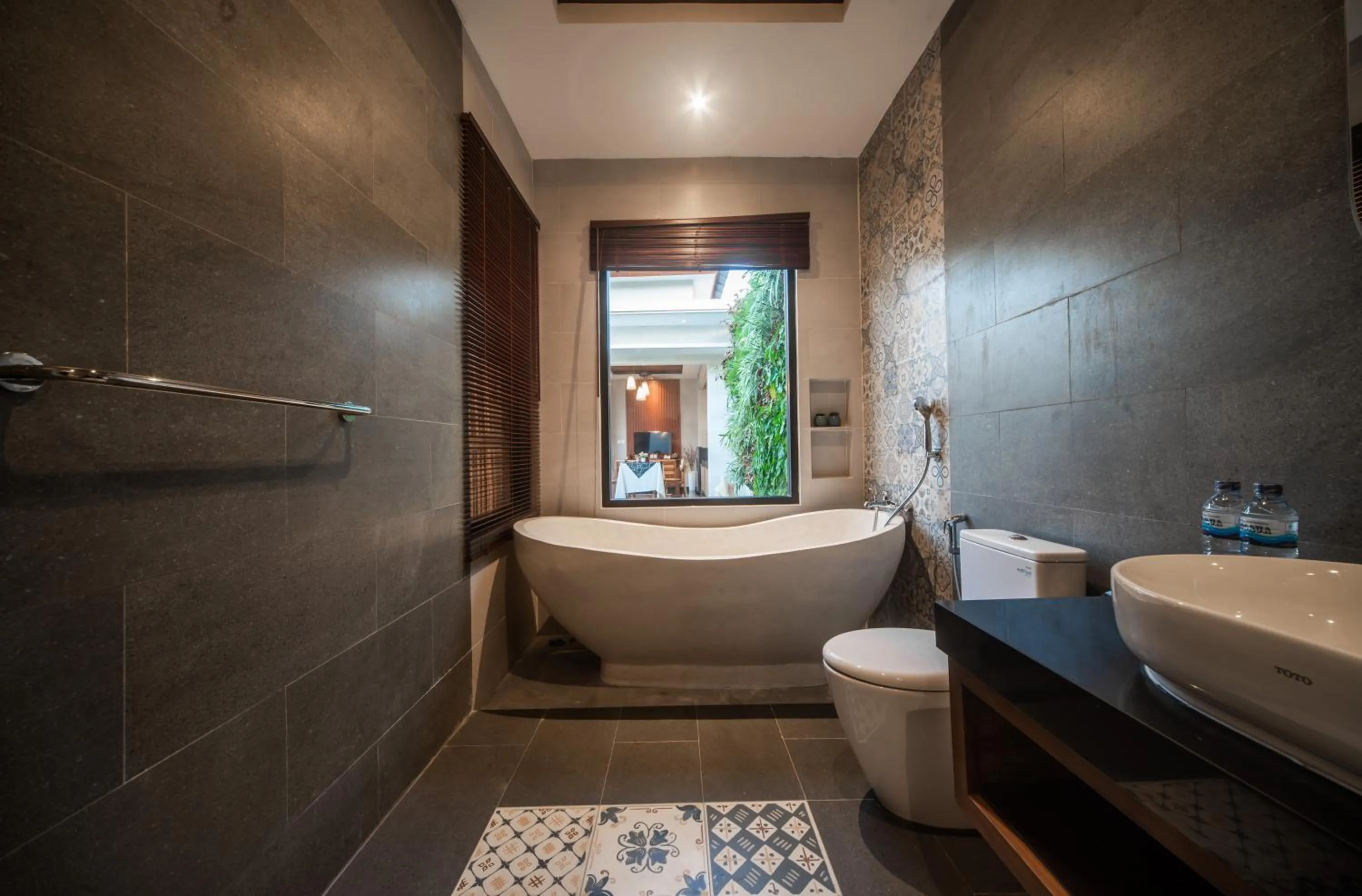 Bathroom in Gaing Mas Jimbaran Villas by Gaing Mas Group