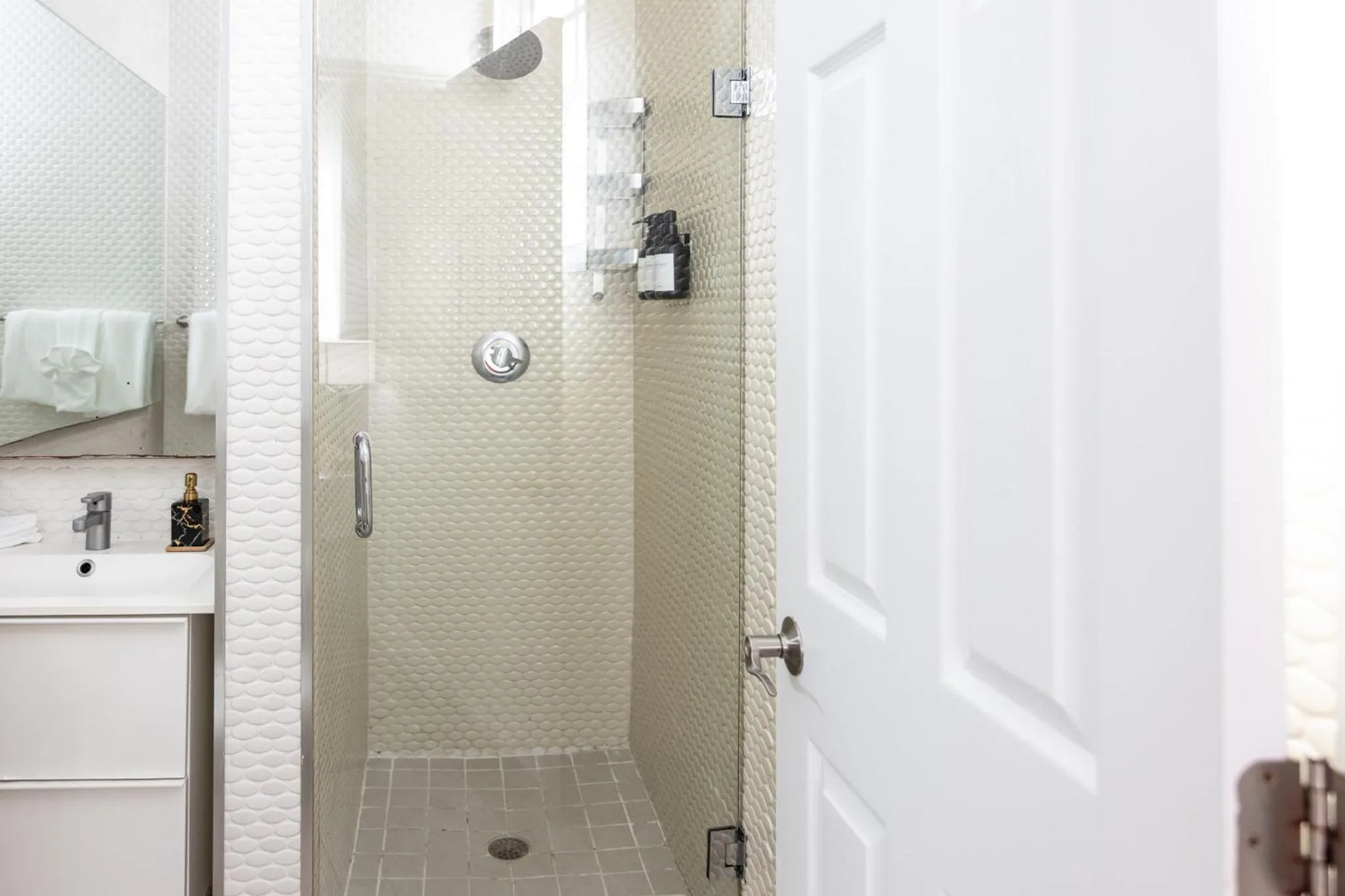 Bathroom in Riviere South Beach Hotel