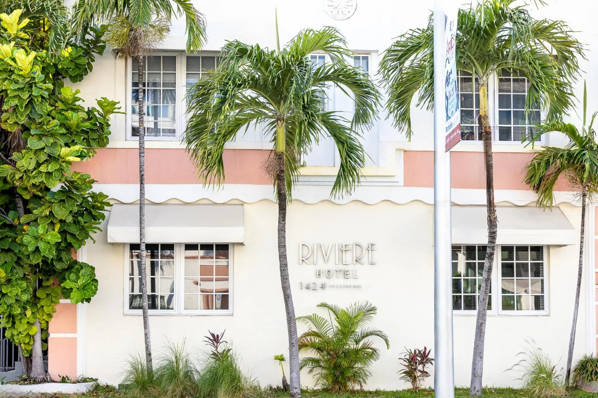 Property building in Riviere South Beach Hotel