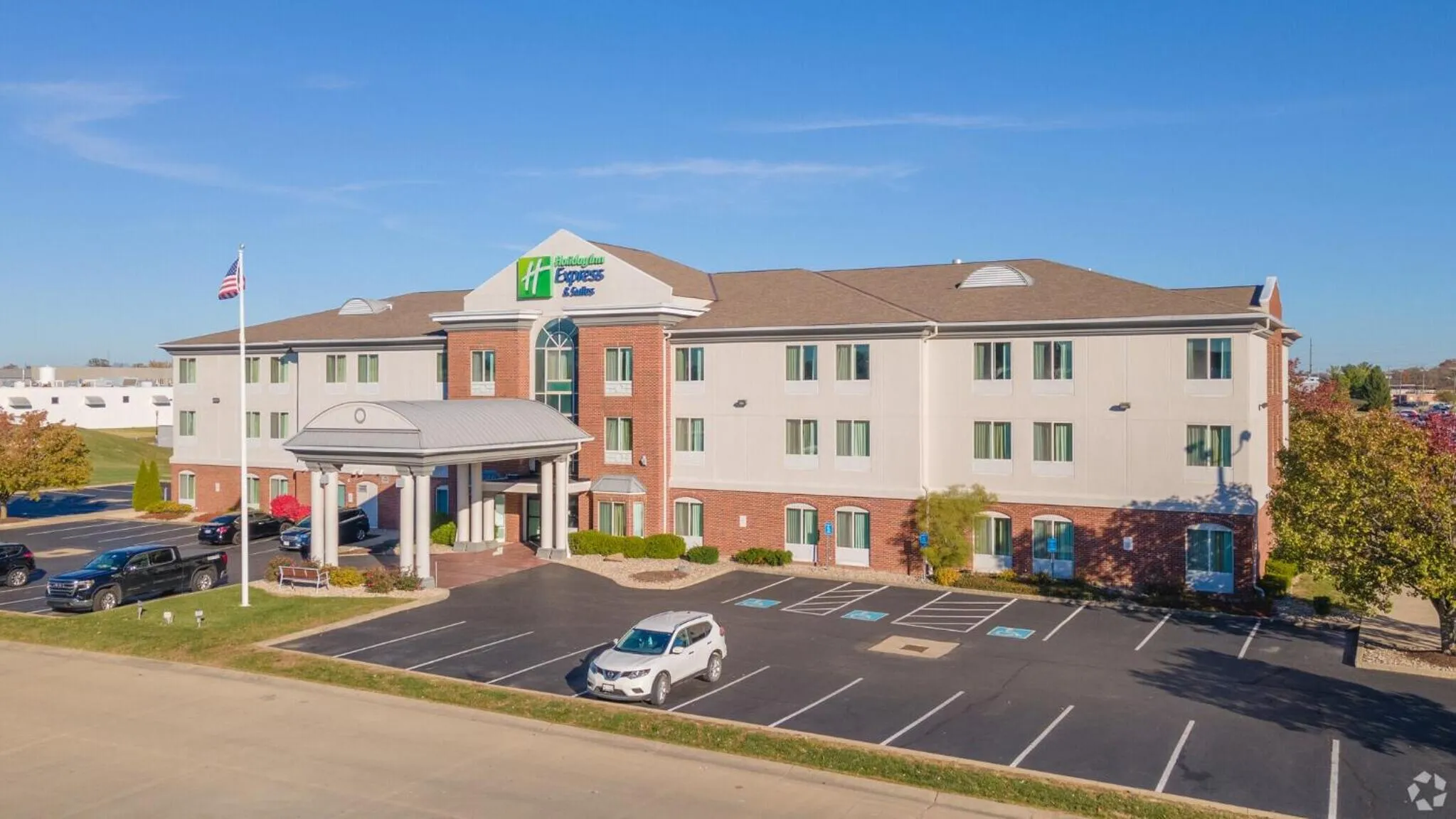 Property building in Holiday Inn Express Hotel & Suites Cincinnati-Blue Ash by IHG