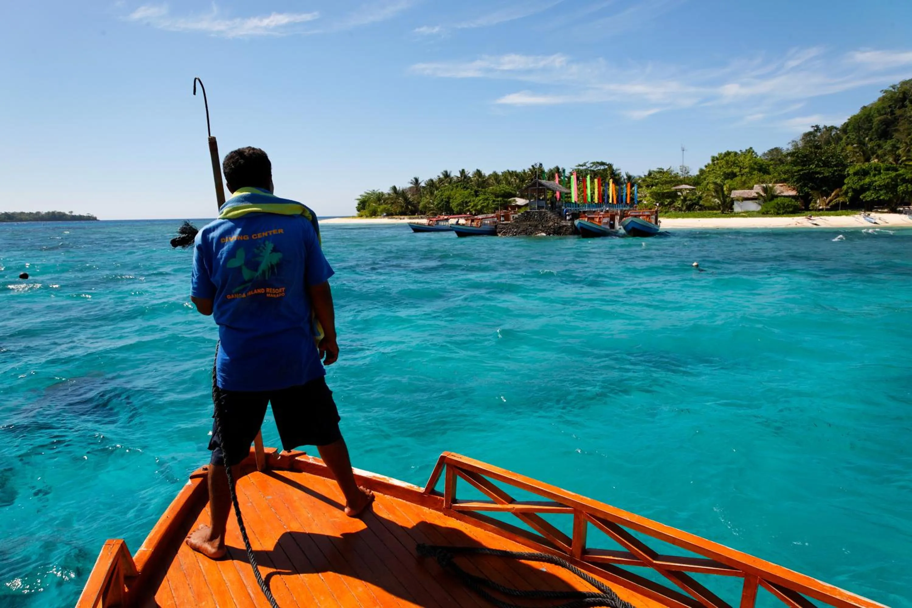 Staff in Gangga Island Resort & Spa