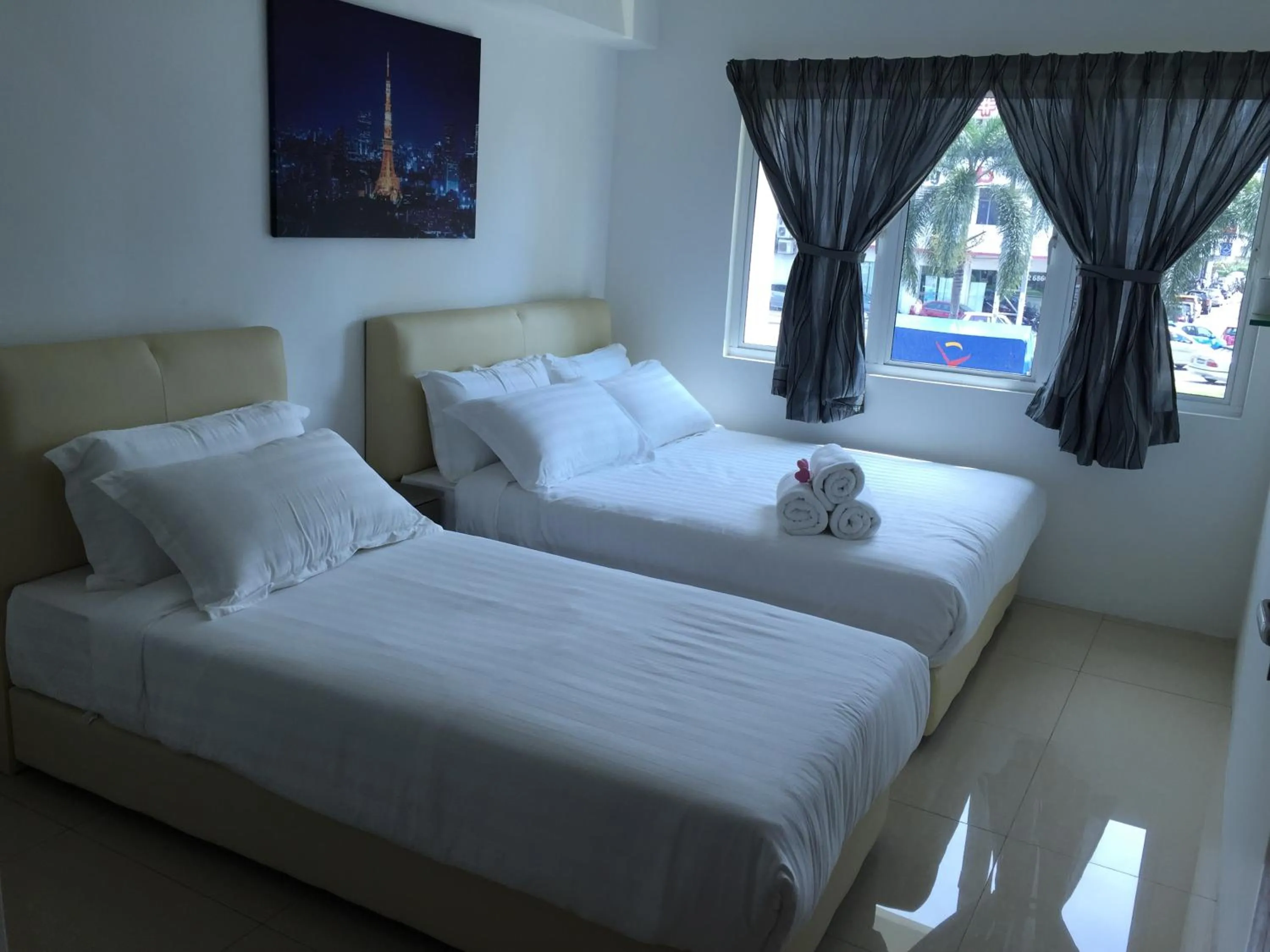 Bed in Ipoh Road Hotel