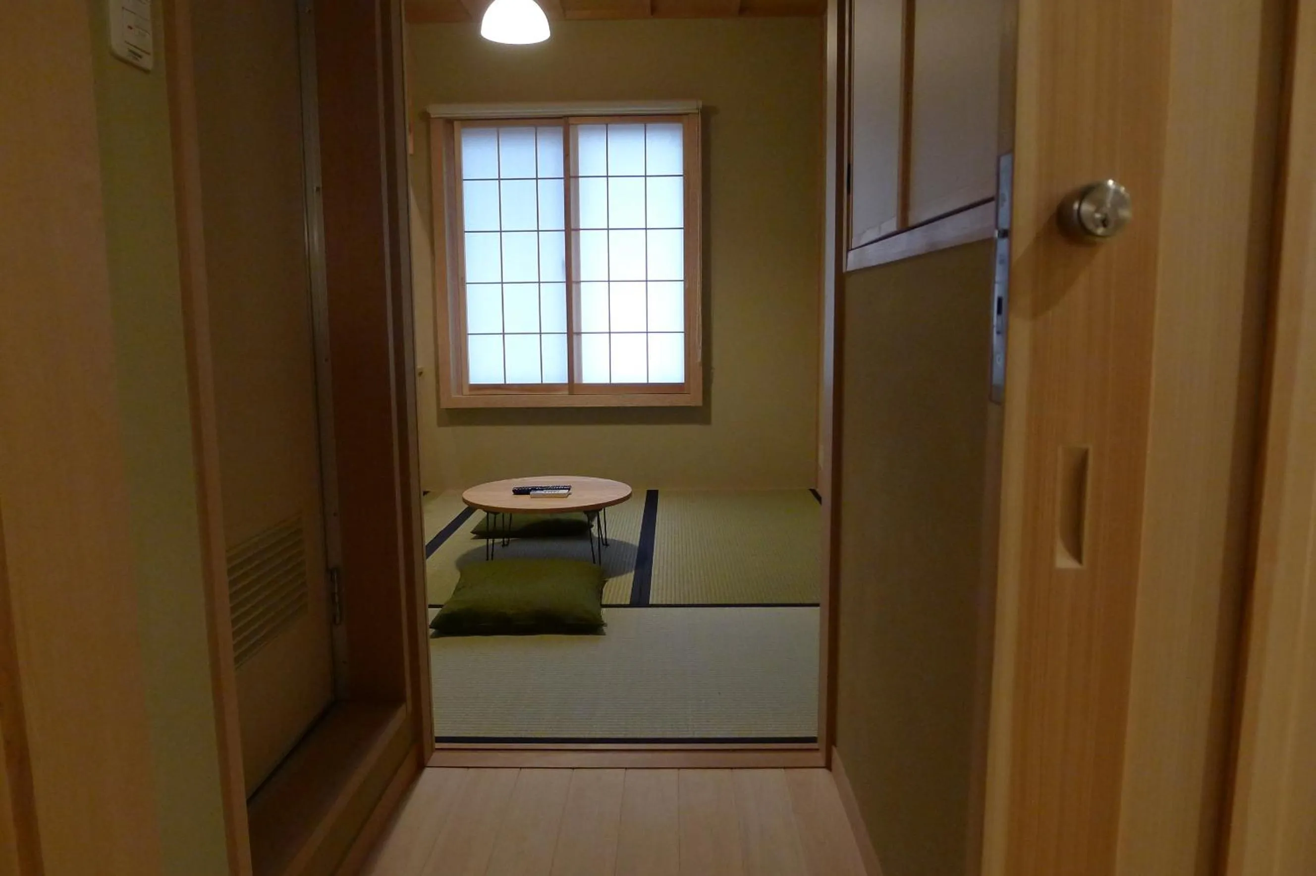 Photo of the whole room, Bed in Luck You Kyoto