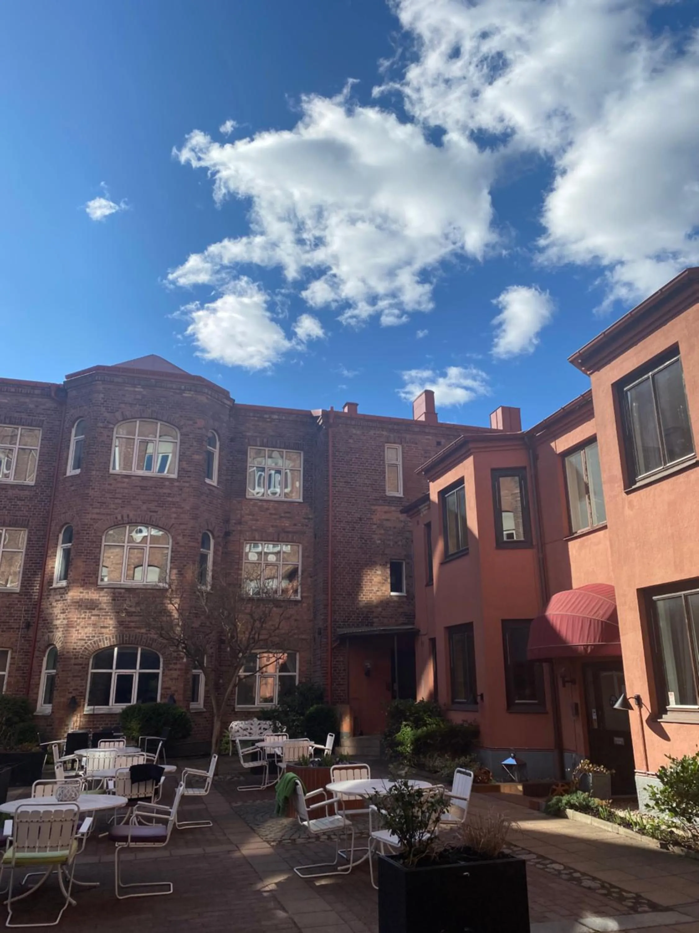 Garden view in Home Hotel Norre Park