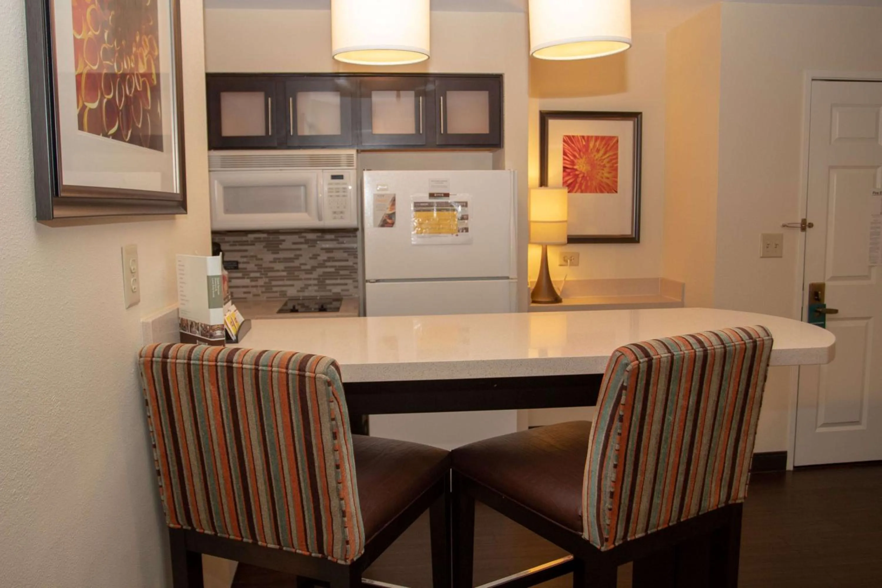 Kitchen or kitchenette in Sonesta ES Suites San Antonio Northwest Medical Center