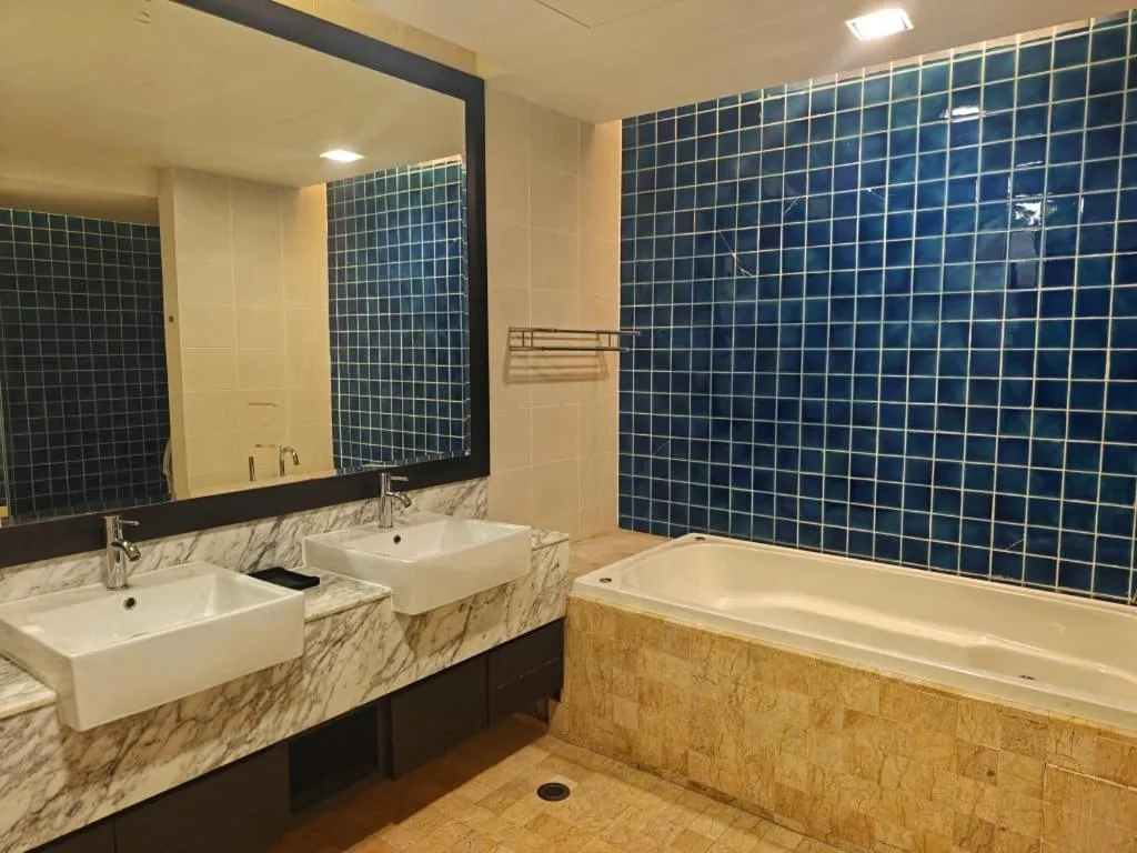 Sabah Beach Villas & Suites