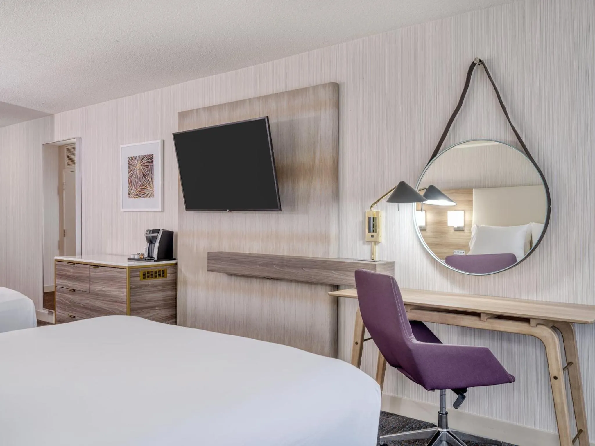 Photo of the whole room, Bed in Crowne Plaza Indianapolis-Airport by IHG