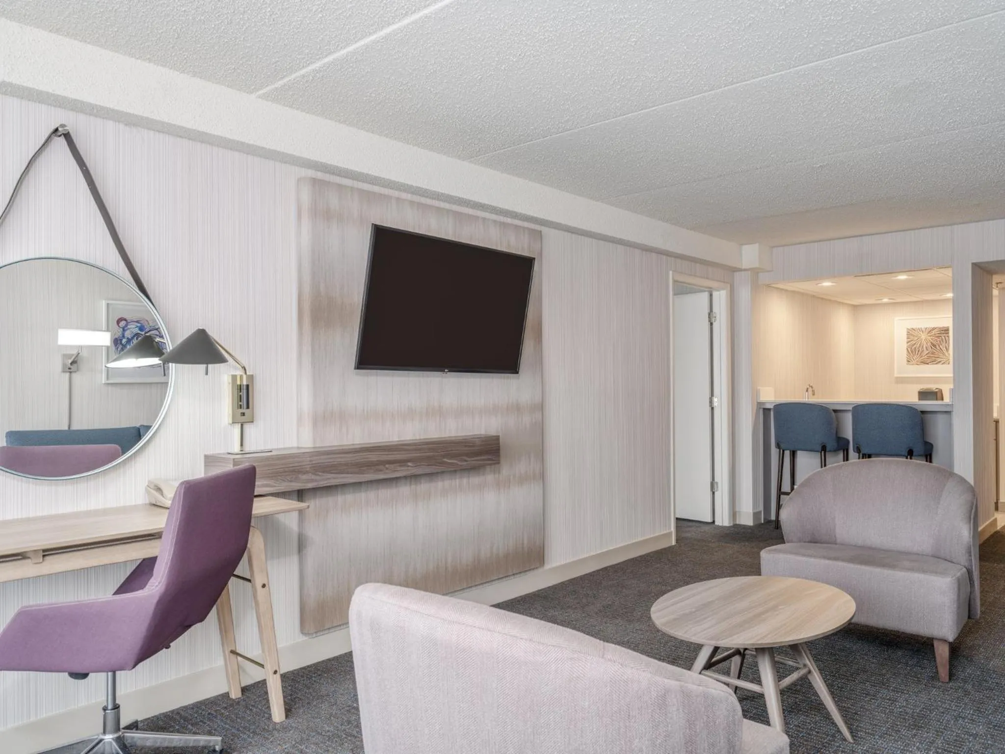 Photo of the whole room in Crowne Plaza Indianapolis-Airport by IHG