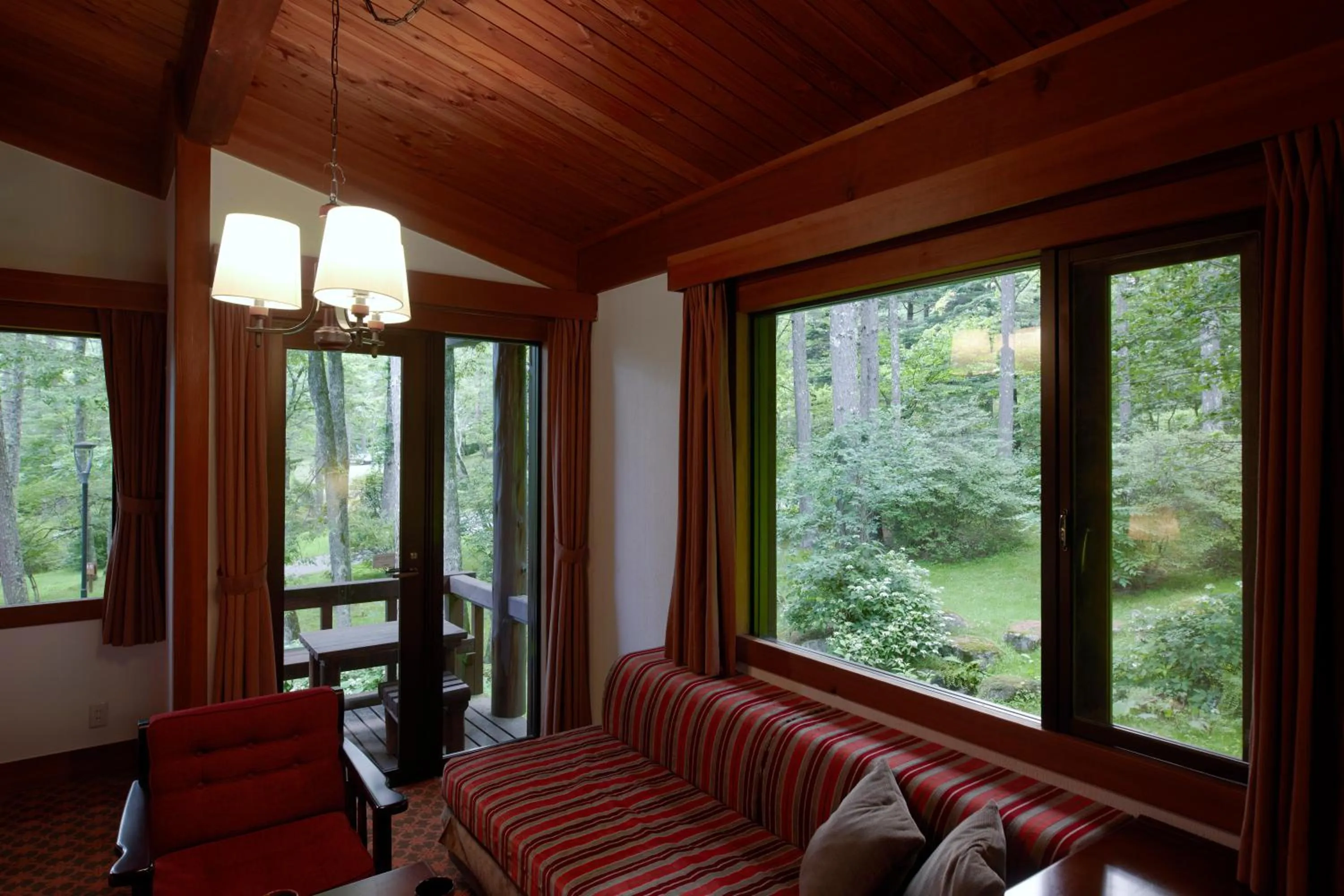 Photo of the whole room in Tateshina Tokyu Hotel