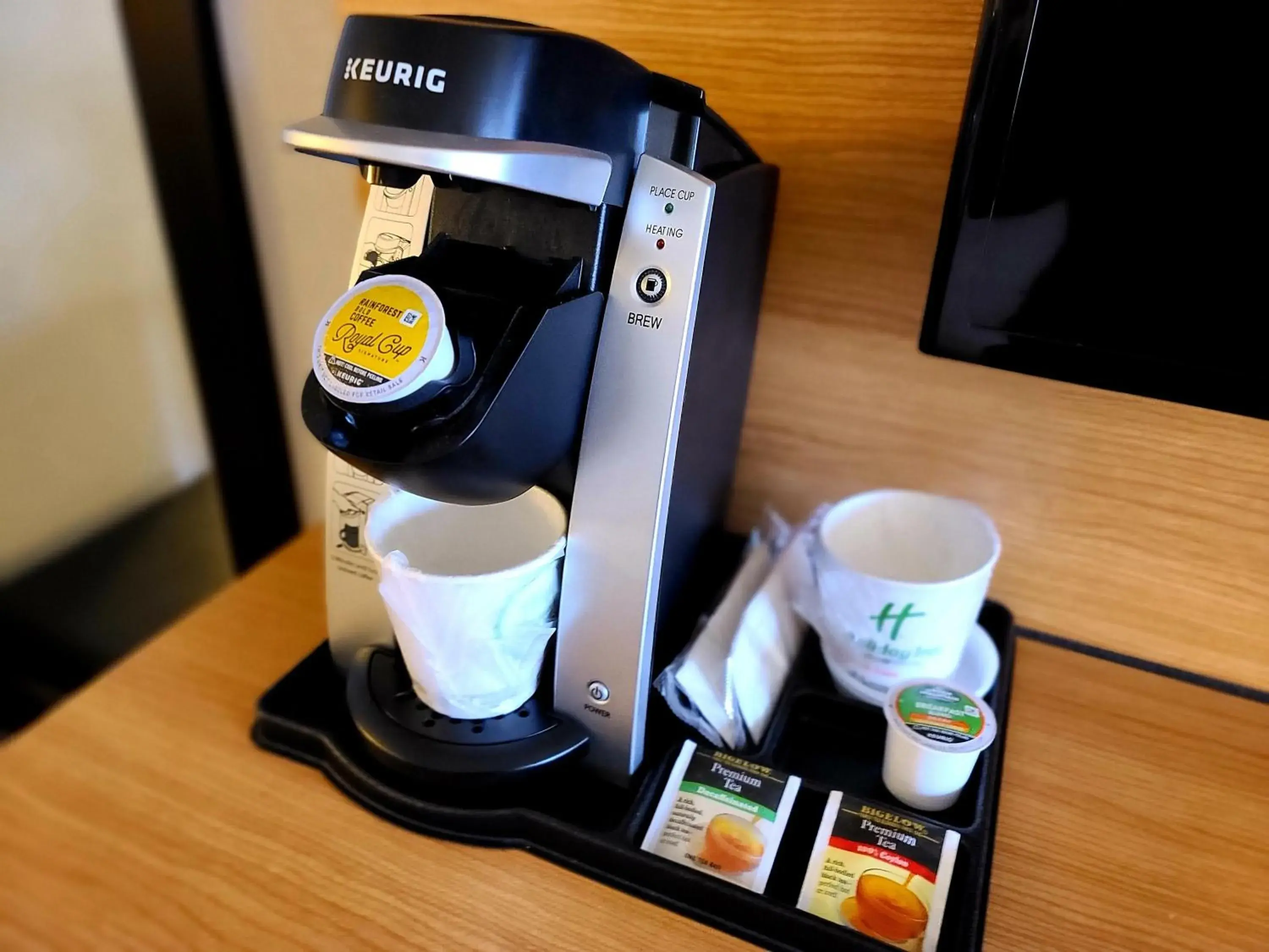 Standard Queen Room with Two Queen Beds in Holiday Inn Hotel & Suites Bloomington Airport by IHG Standard Queen Room with Two Queen Beds in Holiday Inn Hotel & Suites Bloomington Airport by IHG