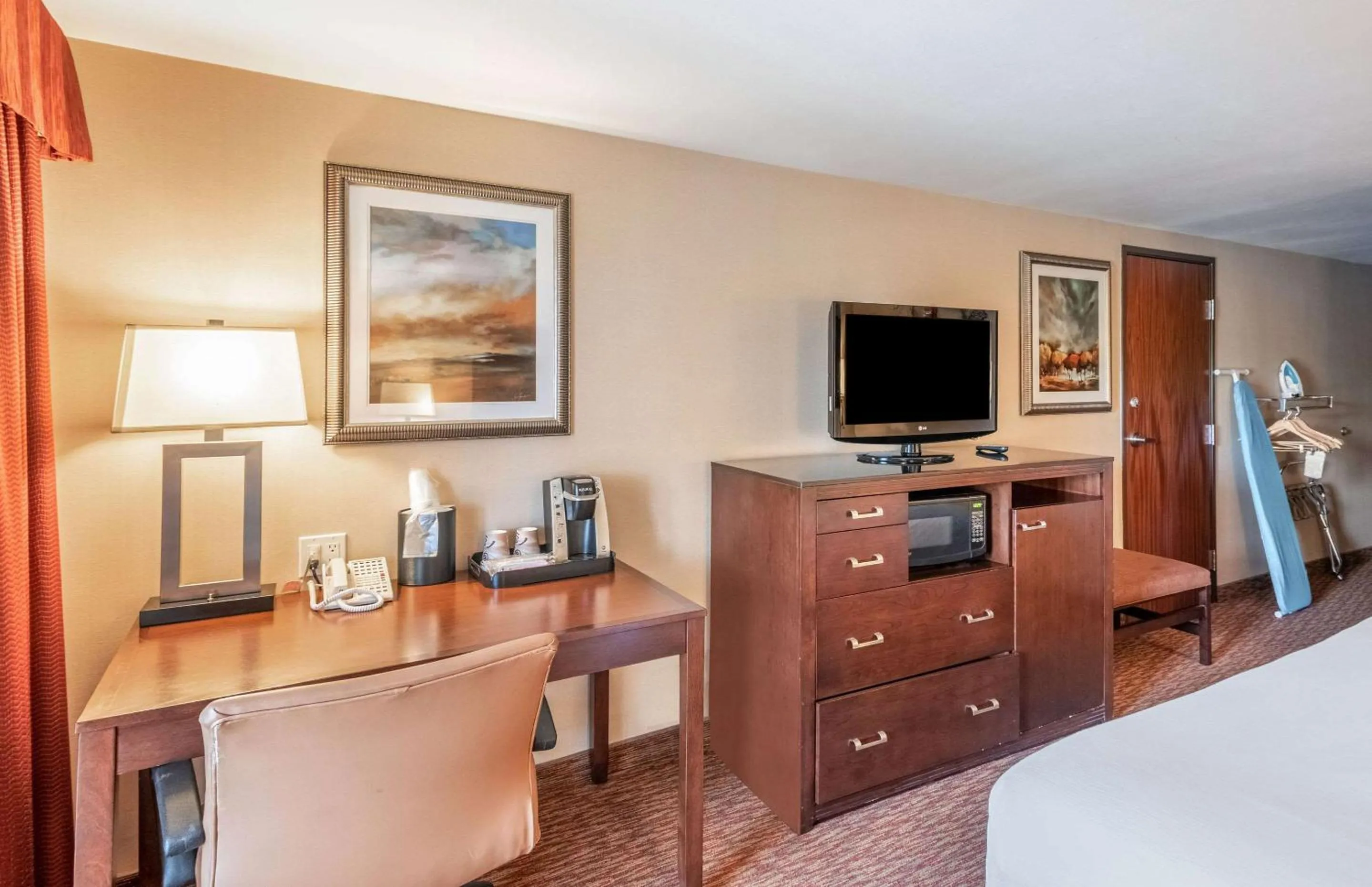 Bedroom in The Grand Hotel, Ascend Hotel Collection