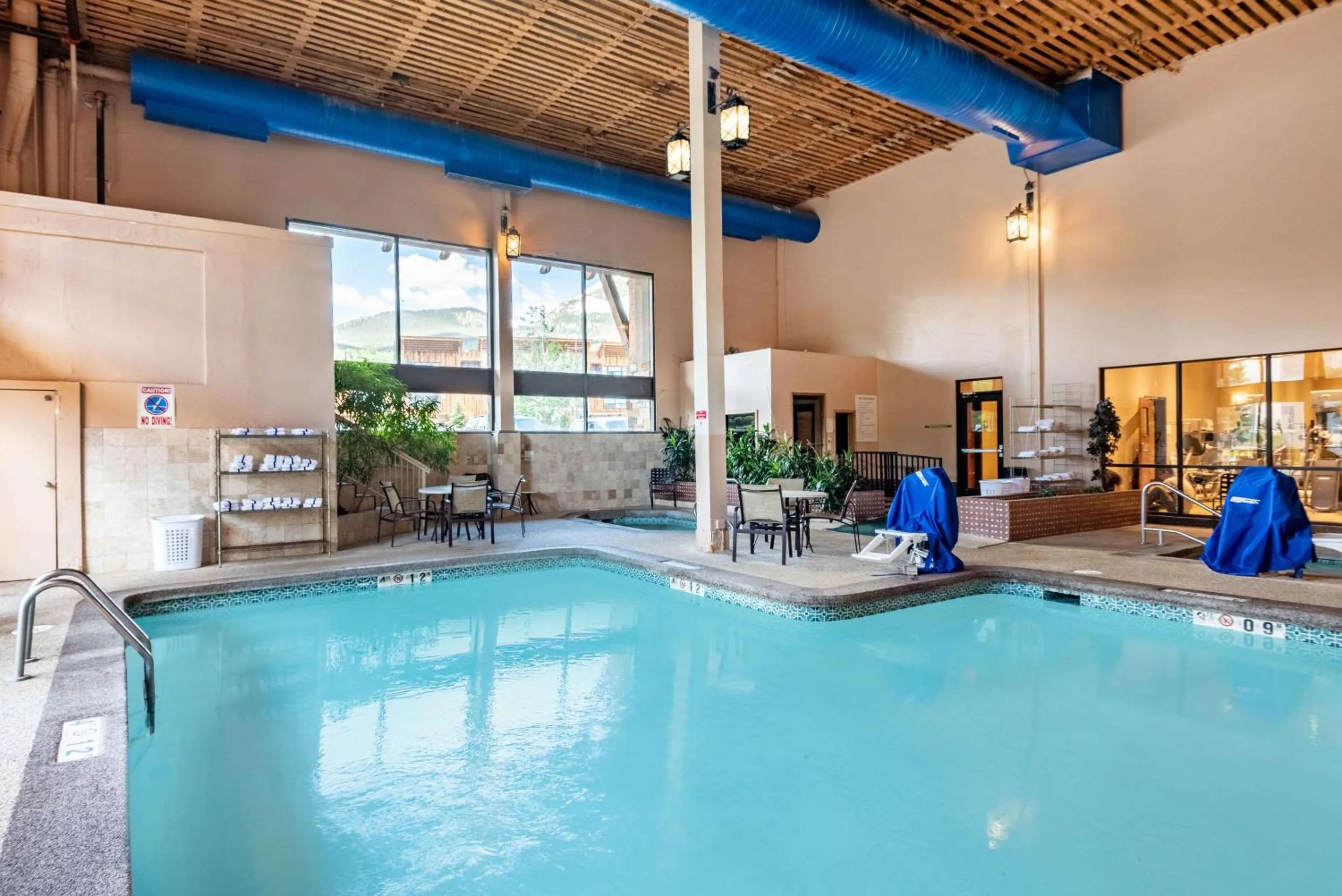 Swimming pool in The Grand Hotel, Ascend Hotel Collection